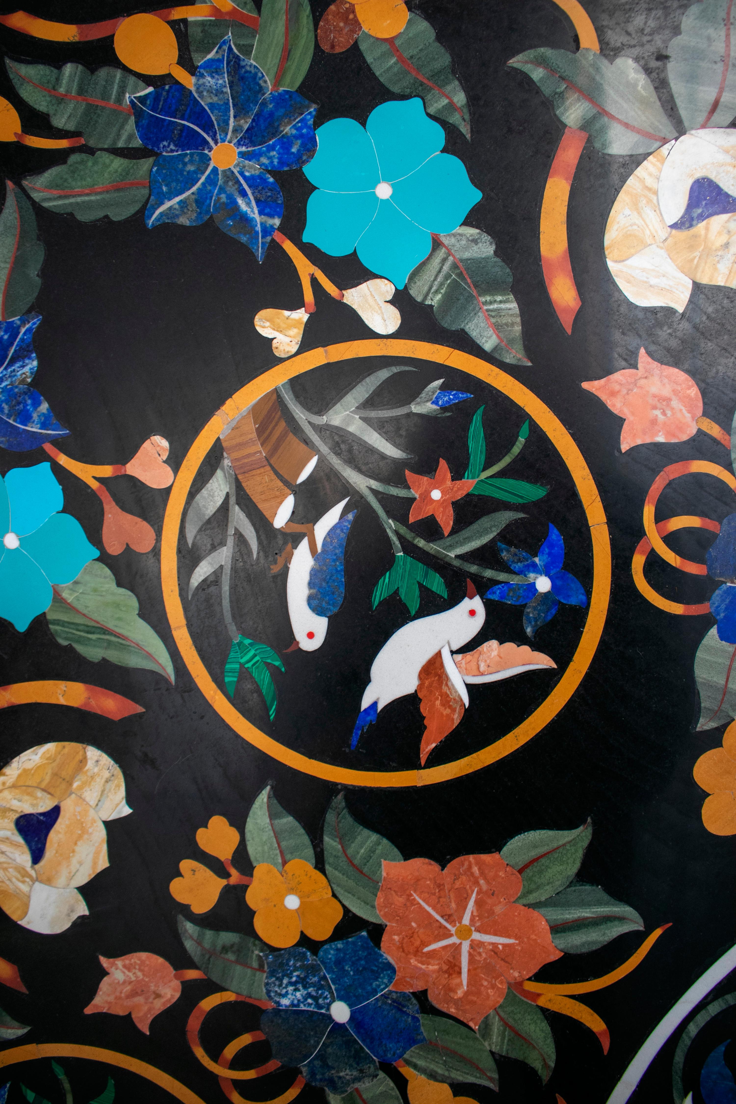 Octagonal Pietre Dure Marble Inlay Mosaic Table Top with Lapis and Turquoise For Sale 4