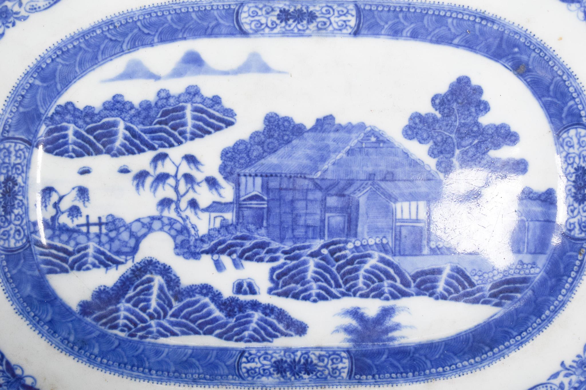 Rococo Plateau octogonal en porcelaine de Chine pour l'exportation en vente