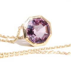 Pendentif et chaîne Slider octogonal vintage en or jaune 9 carats avec spinelle violette