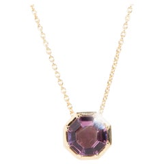 Pendentif et chaîne Slider octogonal vintage en or jaune 9 carats avec spinelle violette