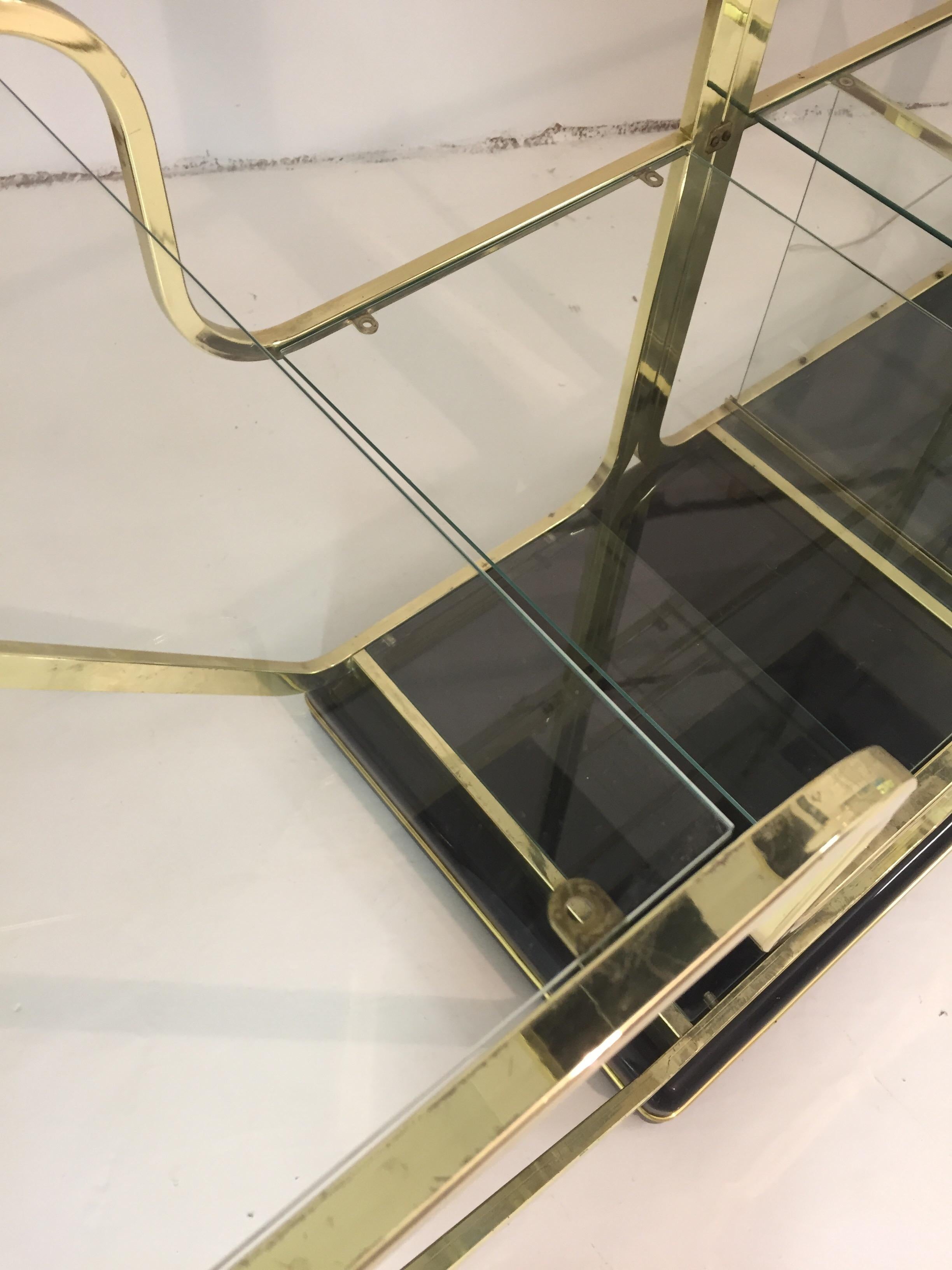 Octagonal Romeo Rega Étagère Brass Glass Lacquered Display Unit 1970s Regency For Sale 4