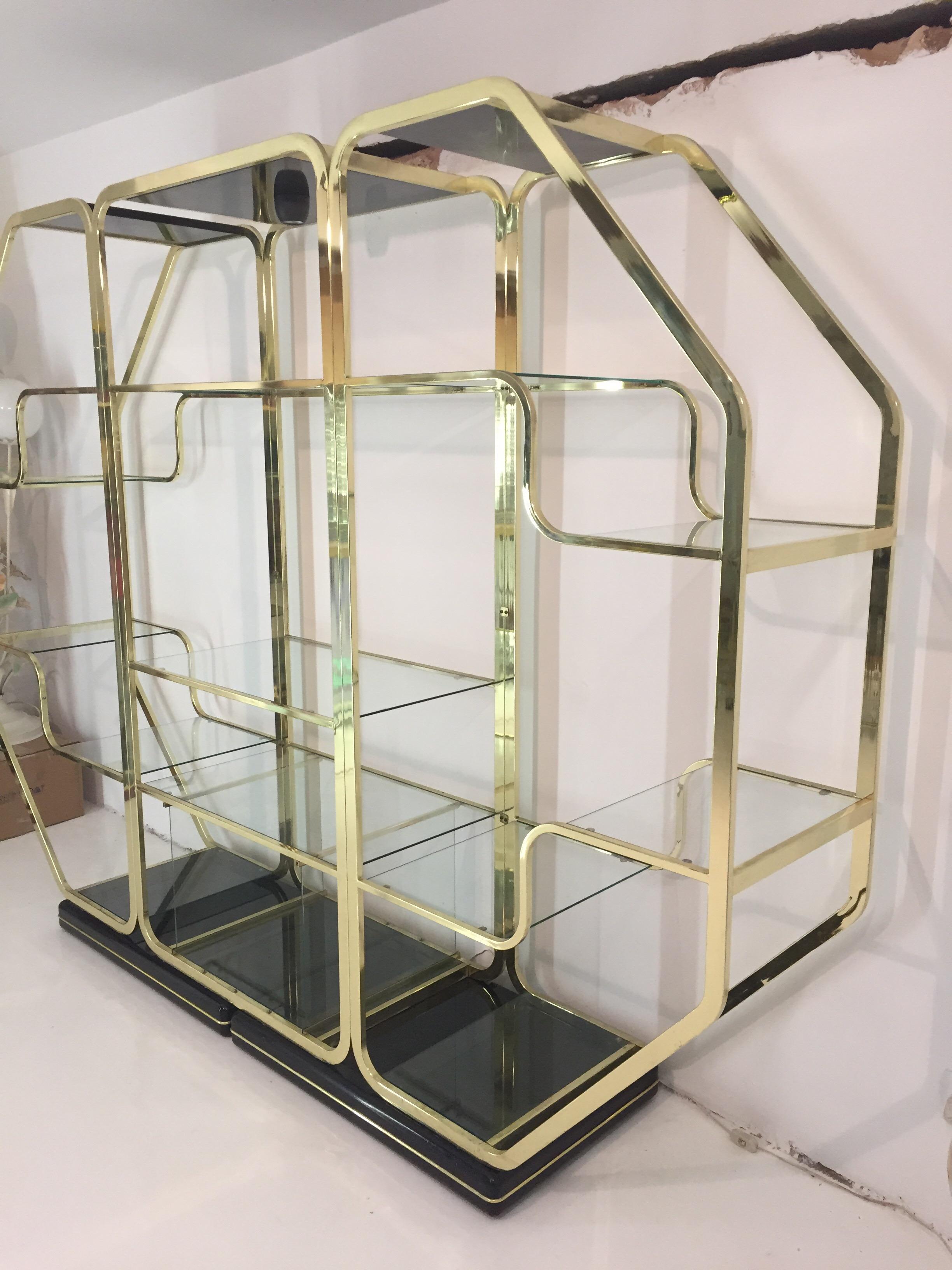 Italian Octagonal Romeo Rega Étagère Brass Glass Lacquered Display Unit 1970s Regency For Sale