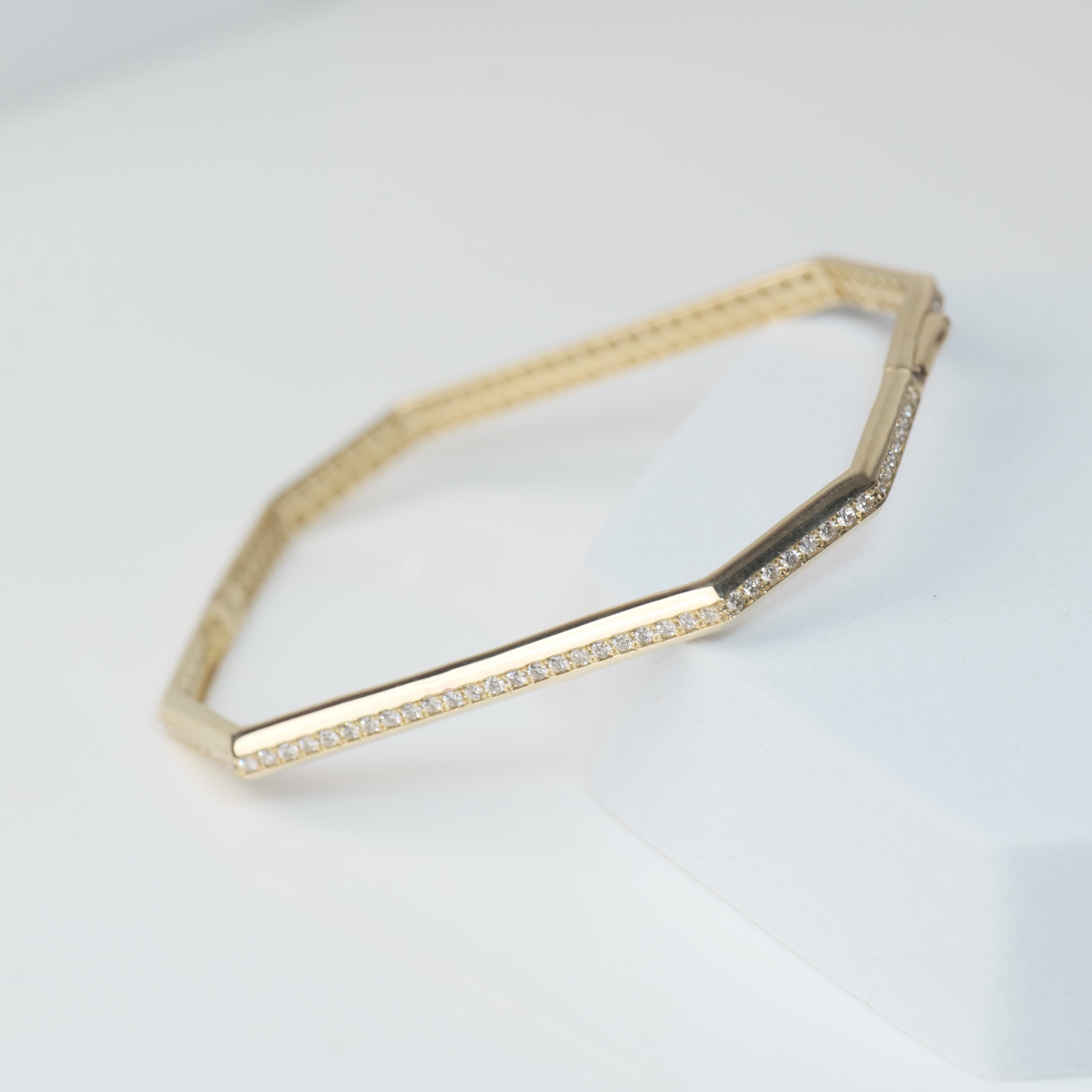 Octagonal Shape Bangle Bracelet Set in 18k Solid Gold For Sale 5
