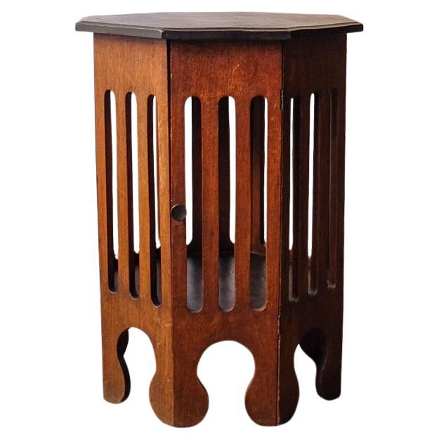 Octagonal Side Table in vendita