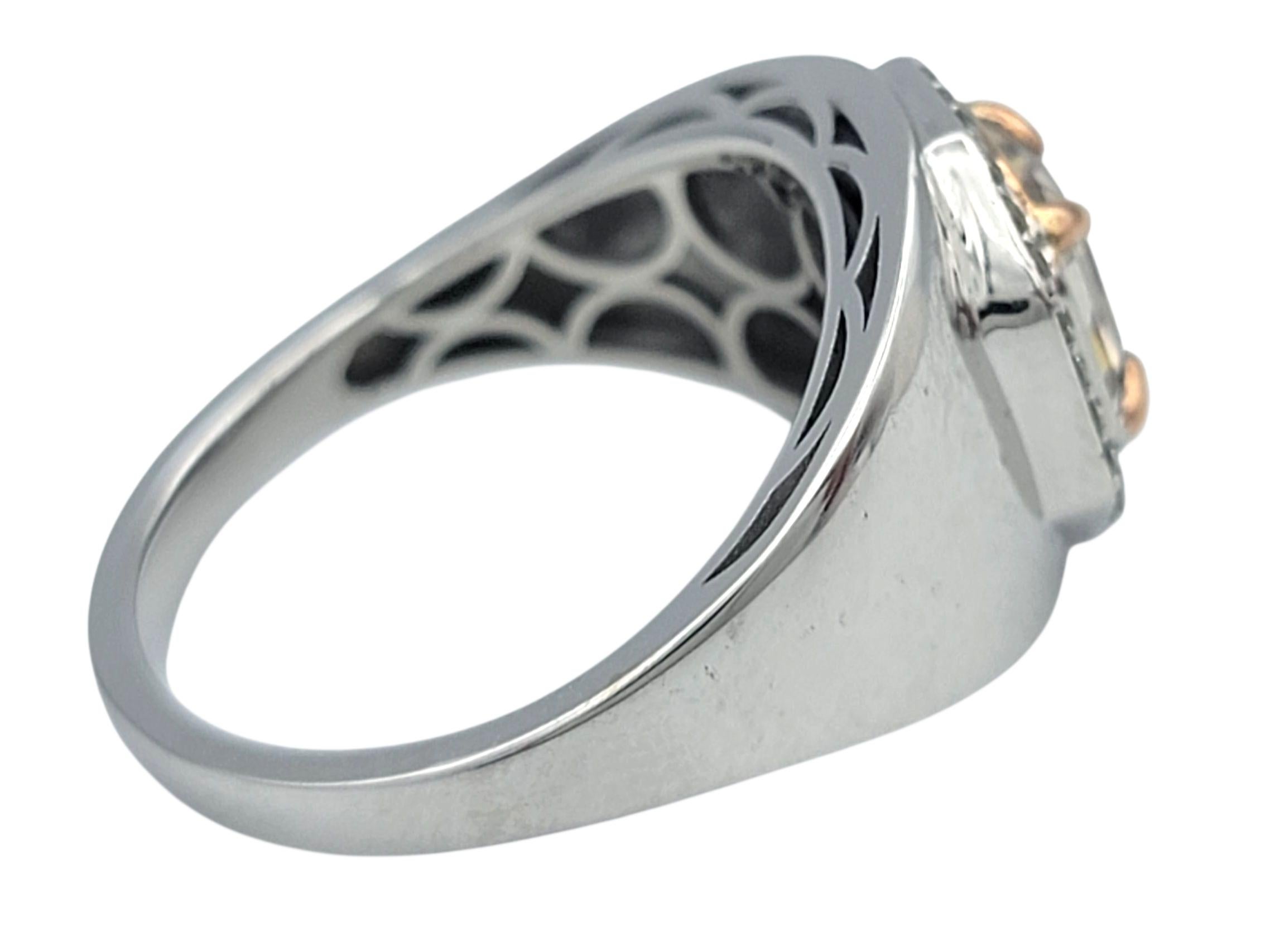 Achteckiger Diamantring mit Stufenschliff, rosa-braun, mit Halo aus 18 Karat Gold im Zustand „Gut“ im Angebot in Scottsdale, AZ