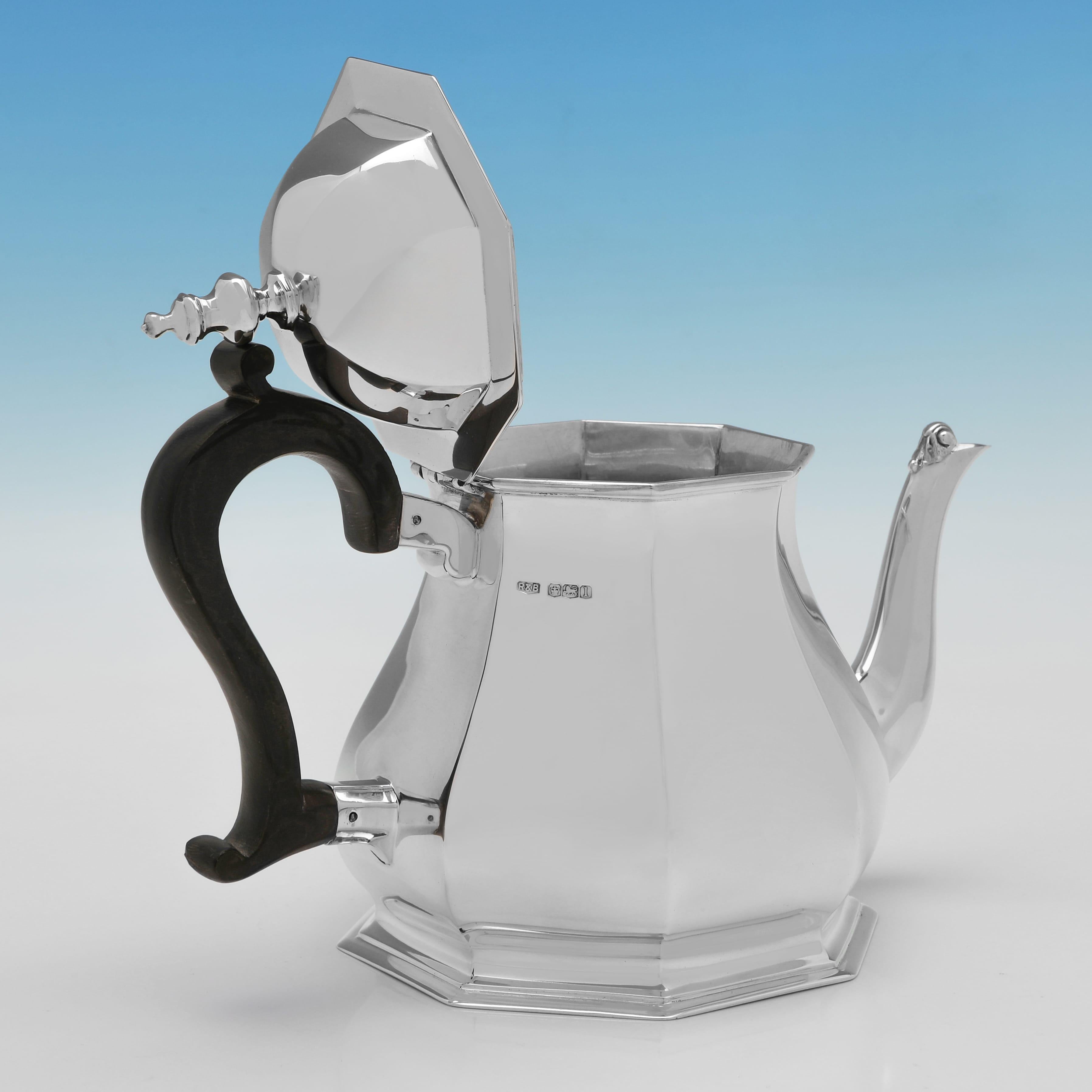 Anglais Service à thé octogonal en argent sterling Art Deco par Robert Silvers & Belk, 1928 en vente