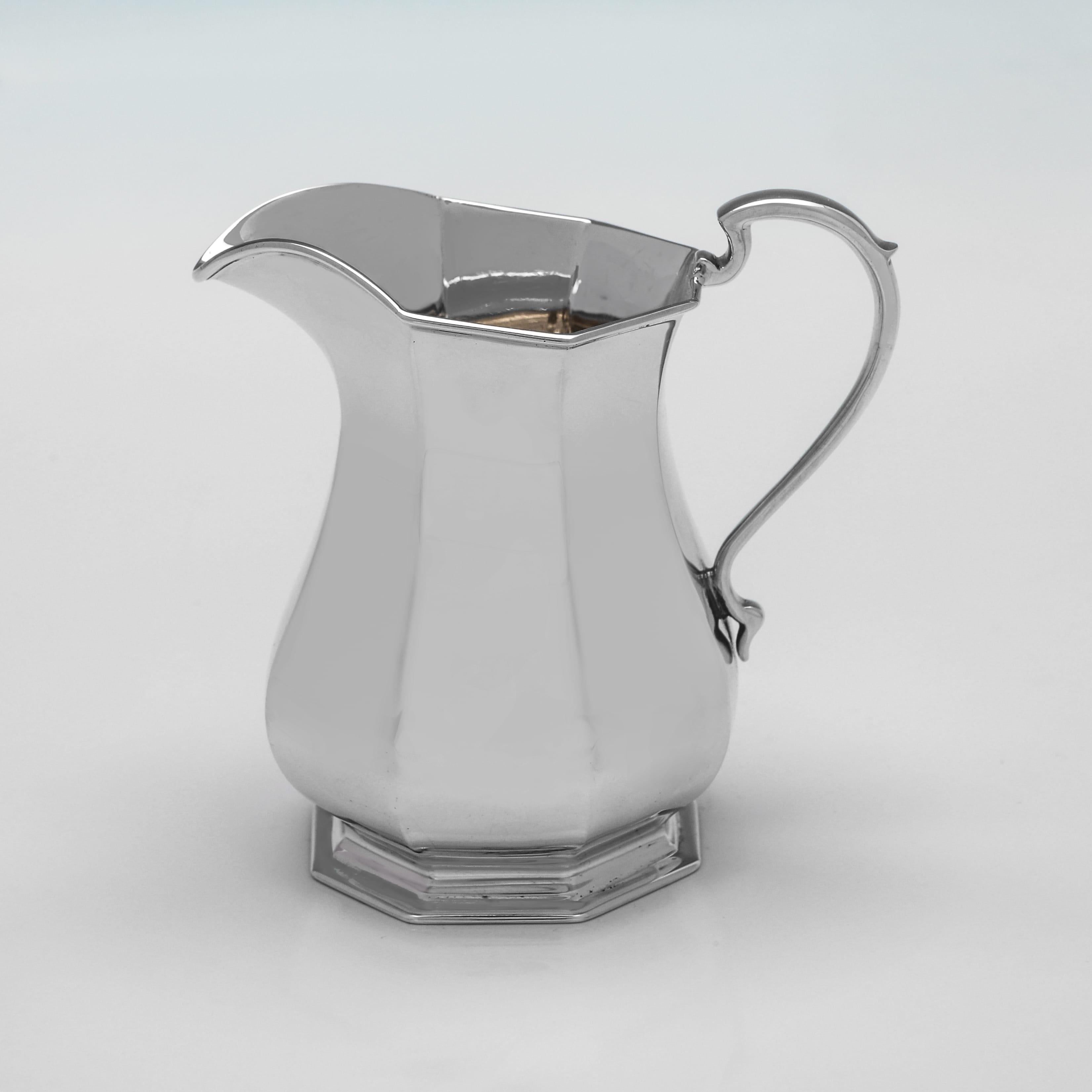 Début du 20ème siècle Service à thé octogonal en argent sterling Art Deco par Robert Silvers & Belk, 1928 en vente