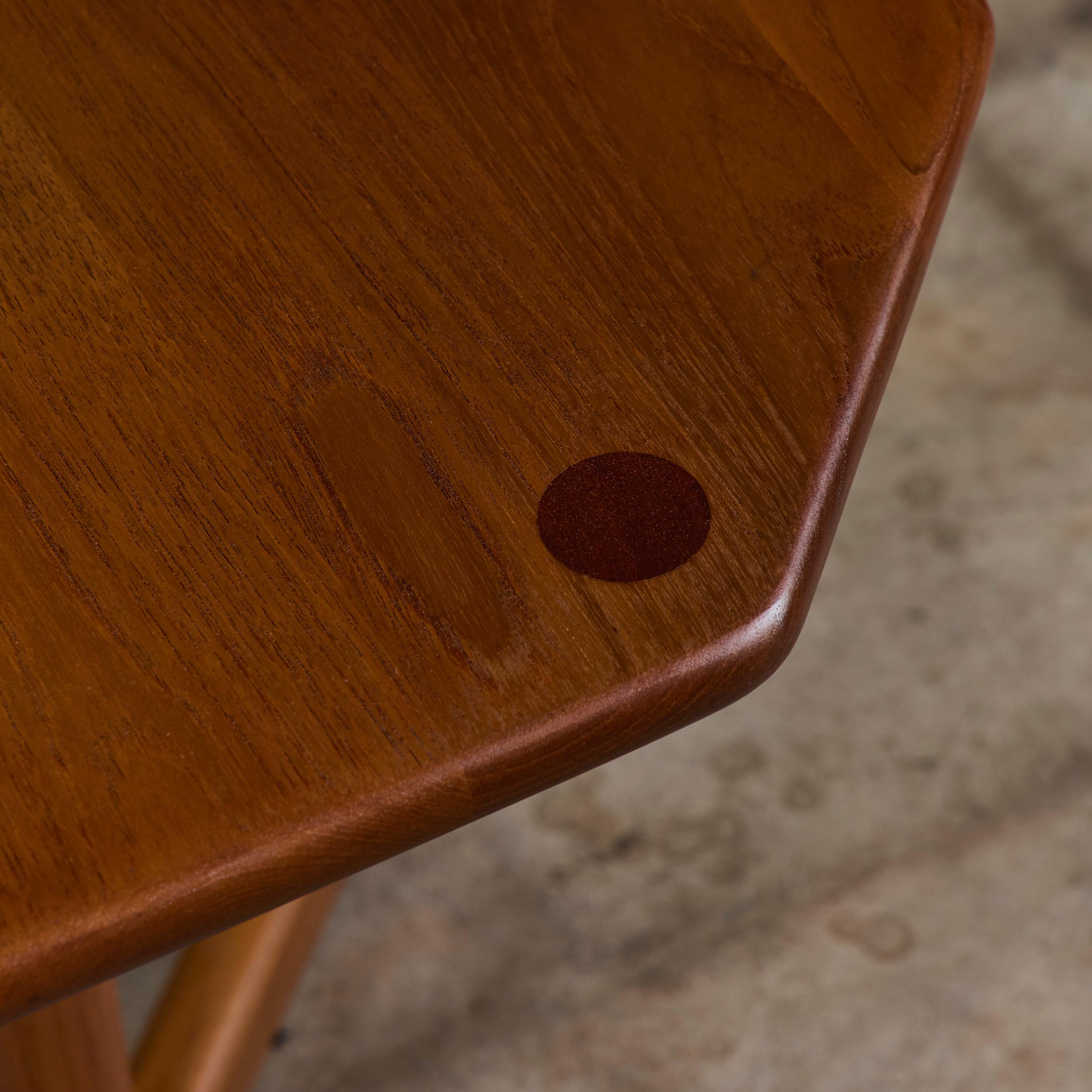 Tavolino ottagonale in teak in vendita 5