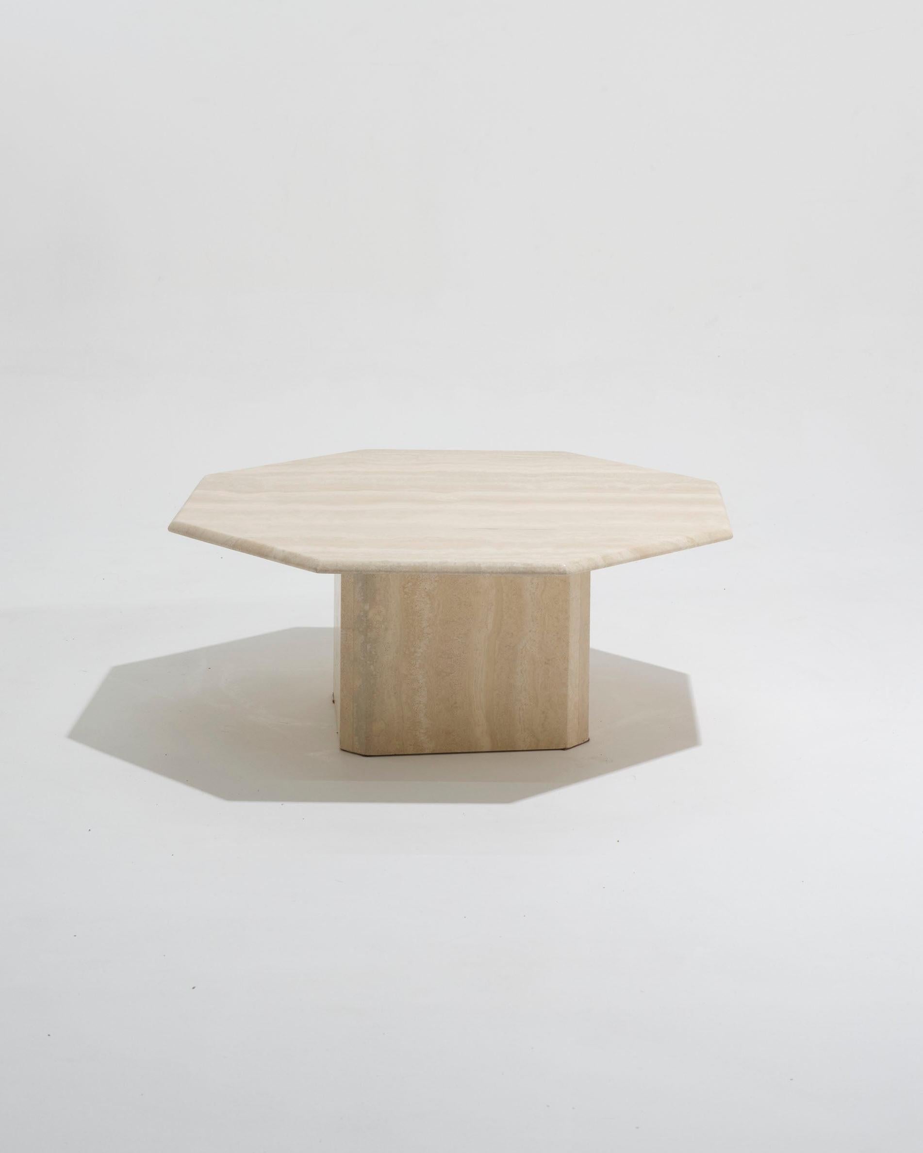 Mesa de centro octogonal de travertino, años 70 en Bueno estado para la venta en PARIS, FR