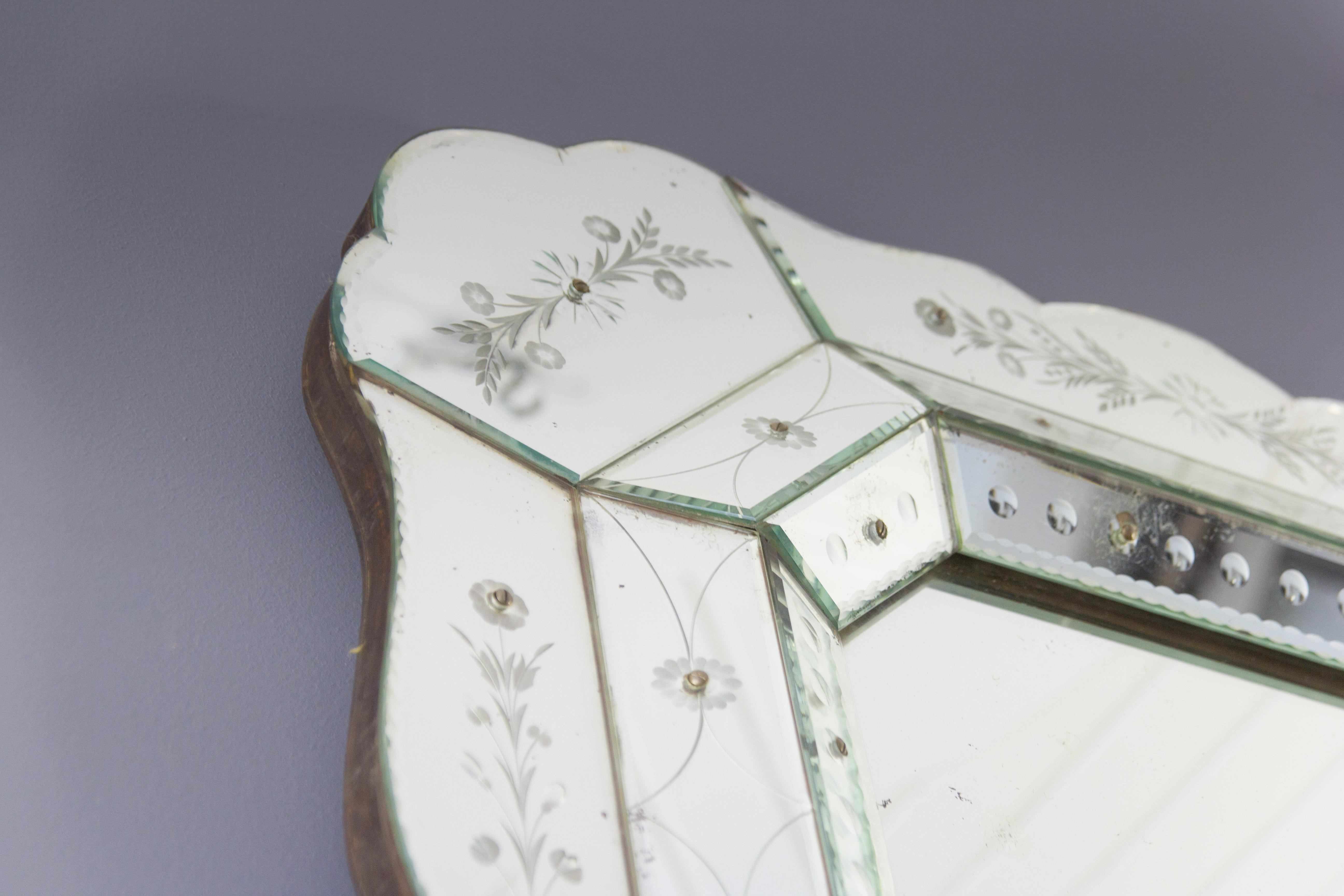 Octagonal Venetian Mirror with Etched Floral Decors, 1930s 7