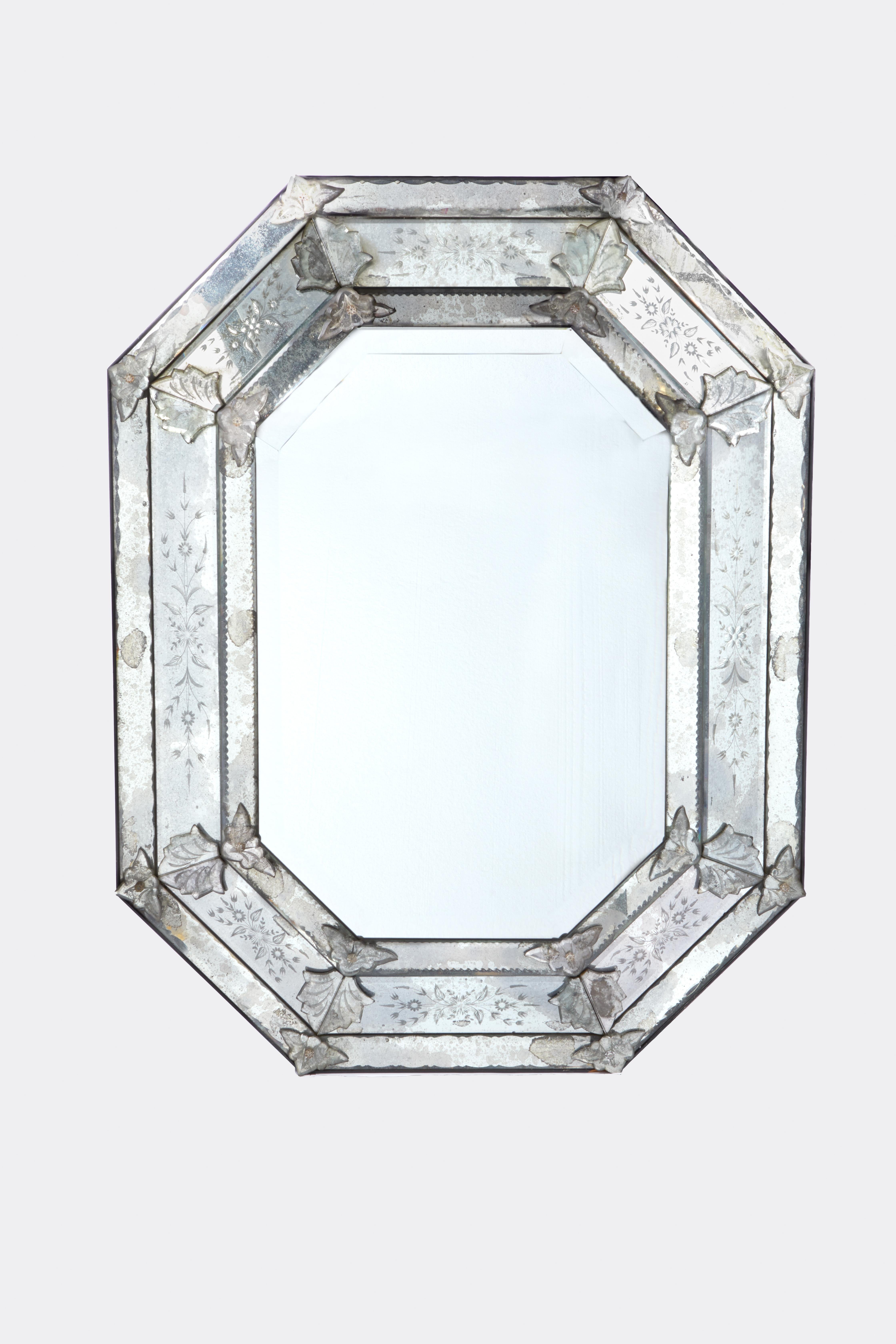 Octagonal Venetian Mirror with Smokey Glass Frame In Good Condition In New York, NY