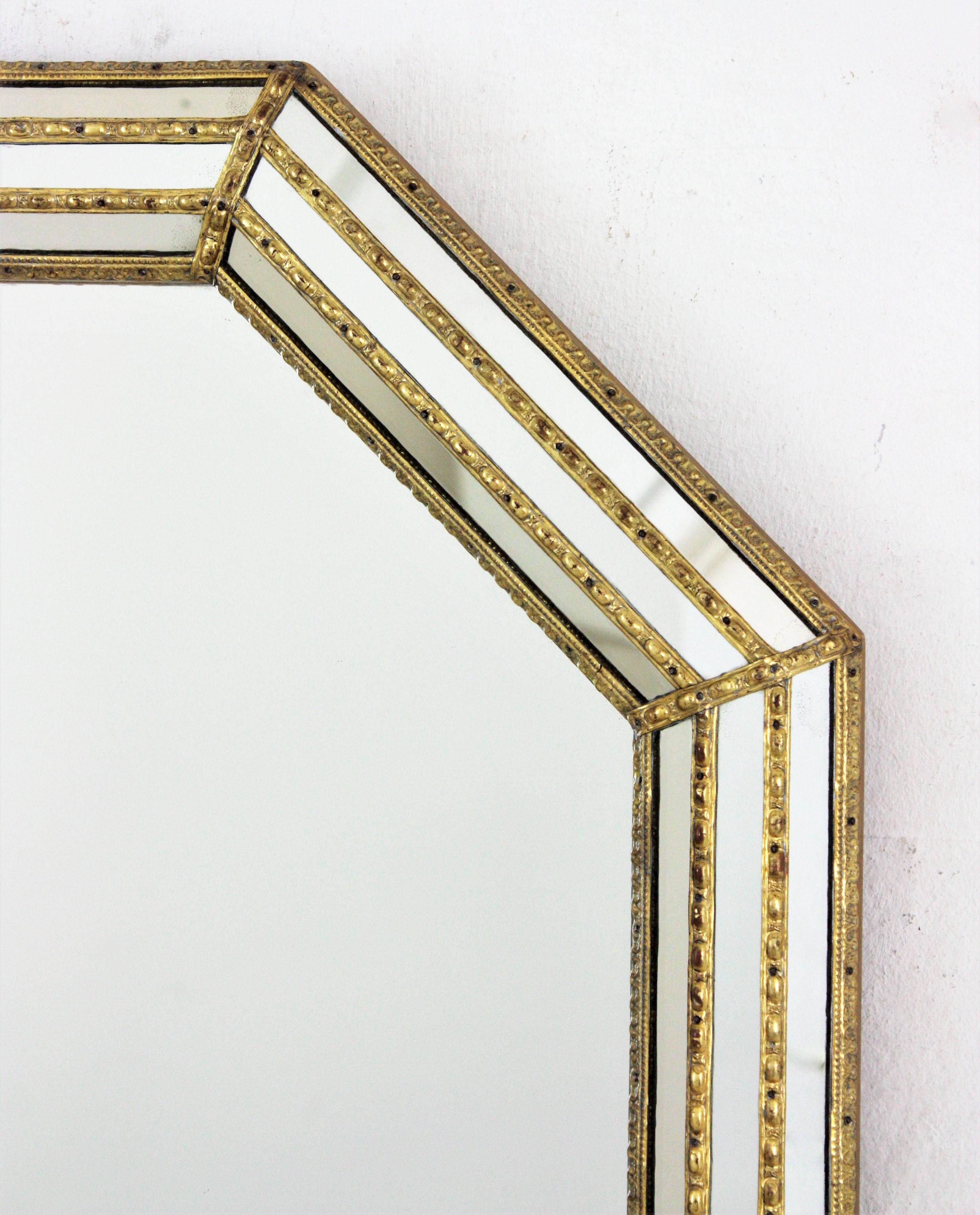 Venetian Style Octagonal Mirror with Brass Details For Sale 2