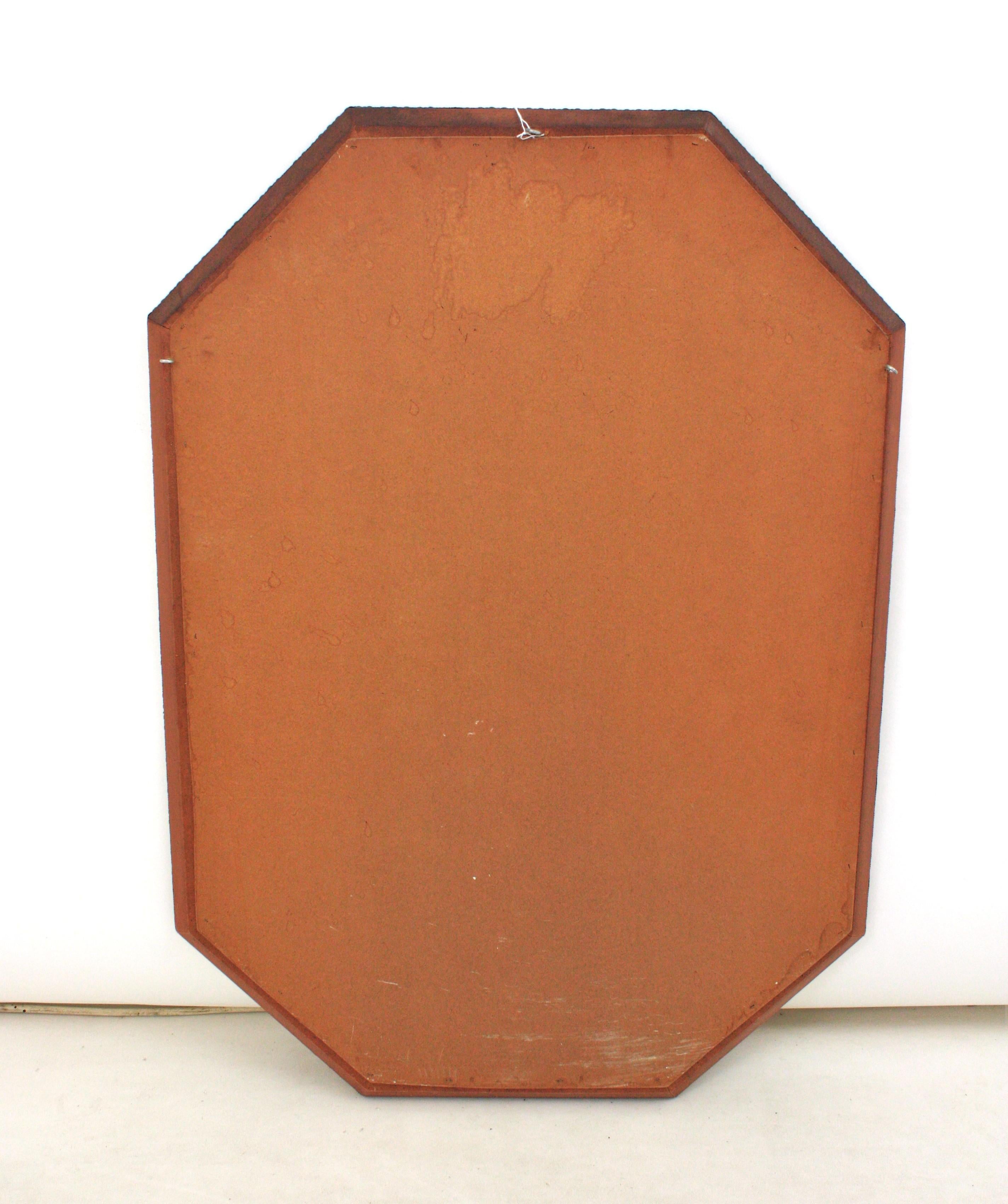 Miroir moderne vénitien octogonal avec verre rose violet et détails en laiton 5