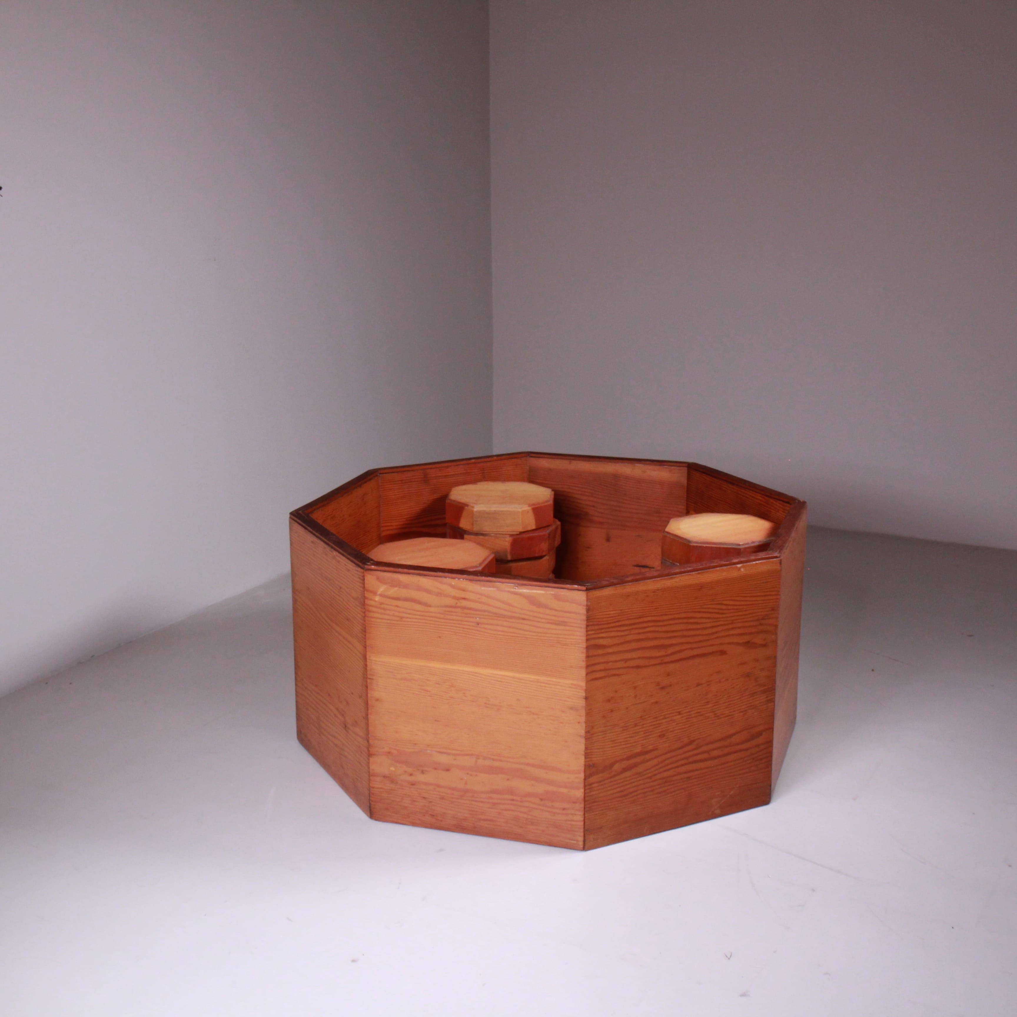 Porte-plante octogonal en bois, 1960 en vente 3