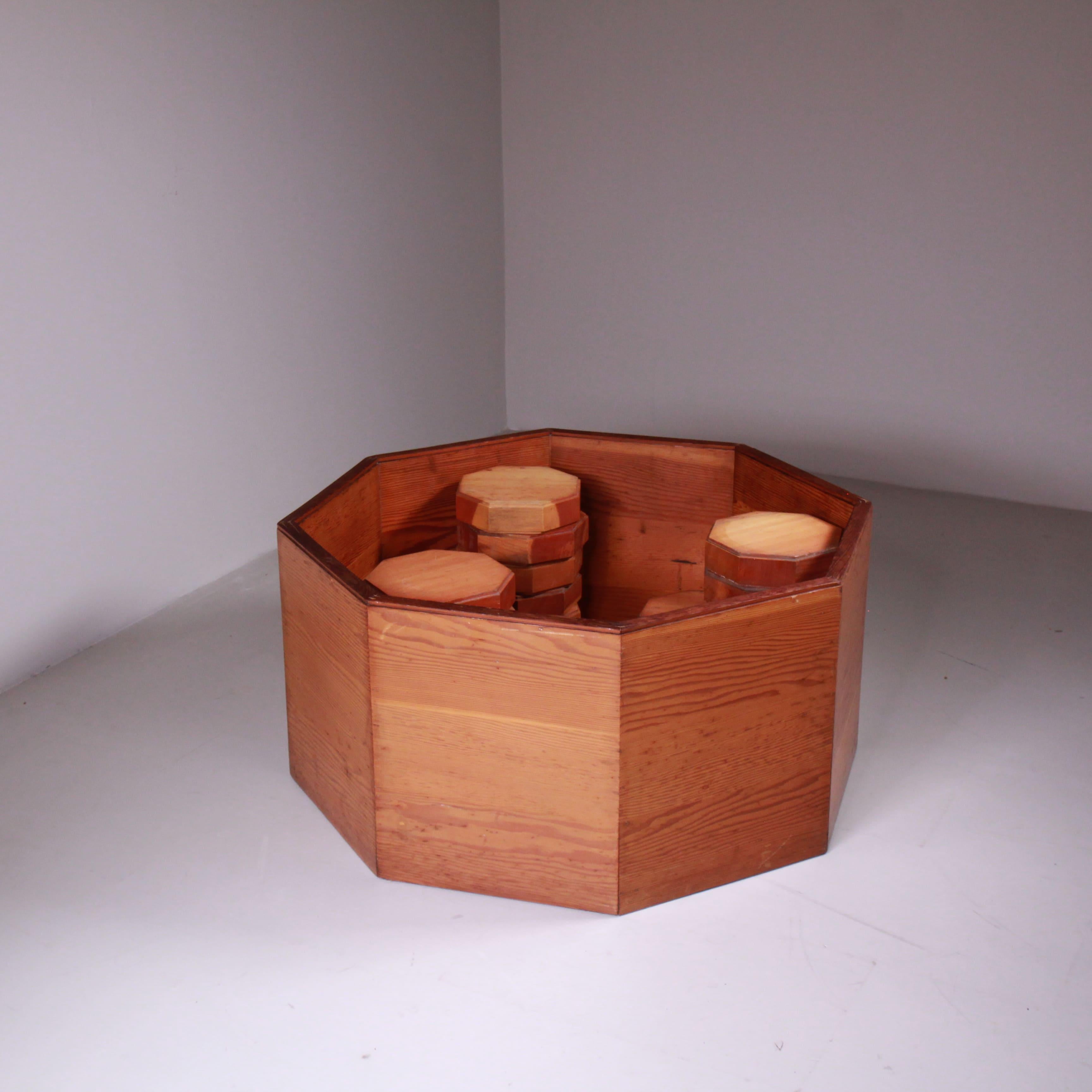 Porte-plante octogonal en bois, 1960 en vente 4