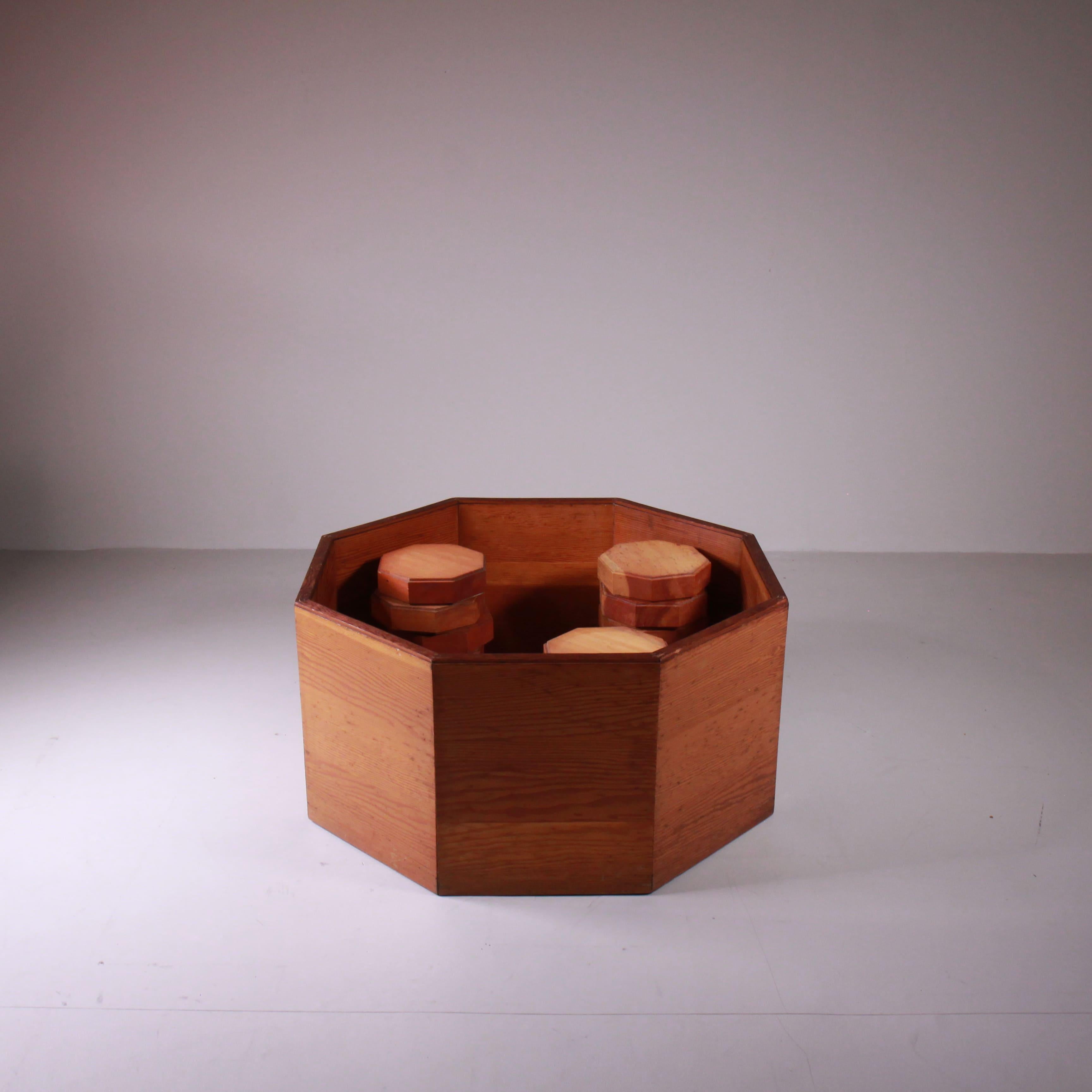 Porte-plante octogonal en bois, 1960 en vente 5