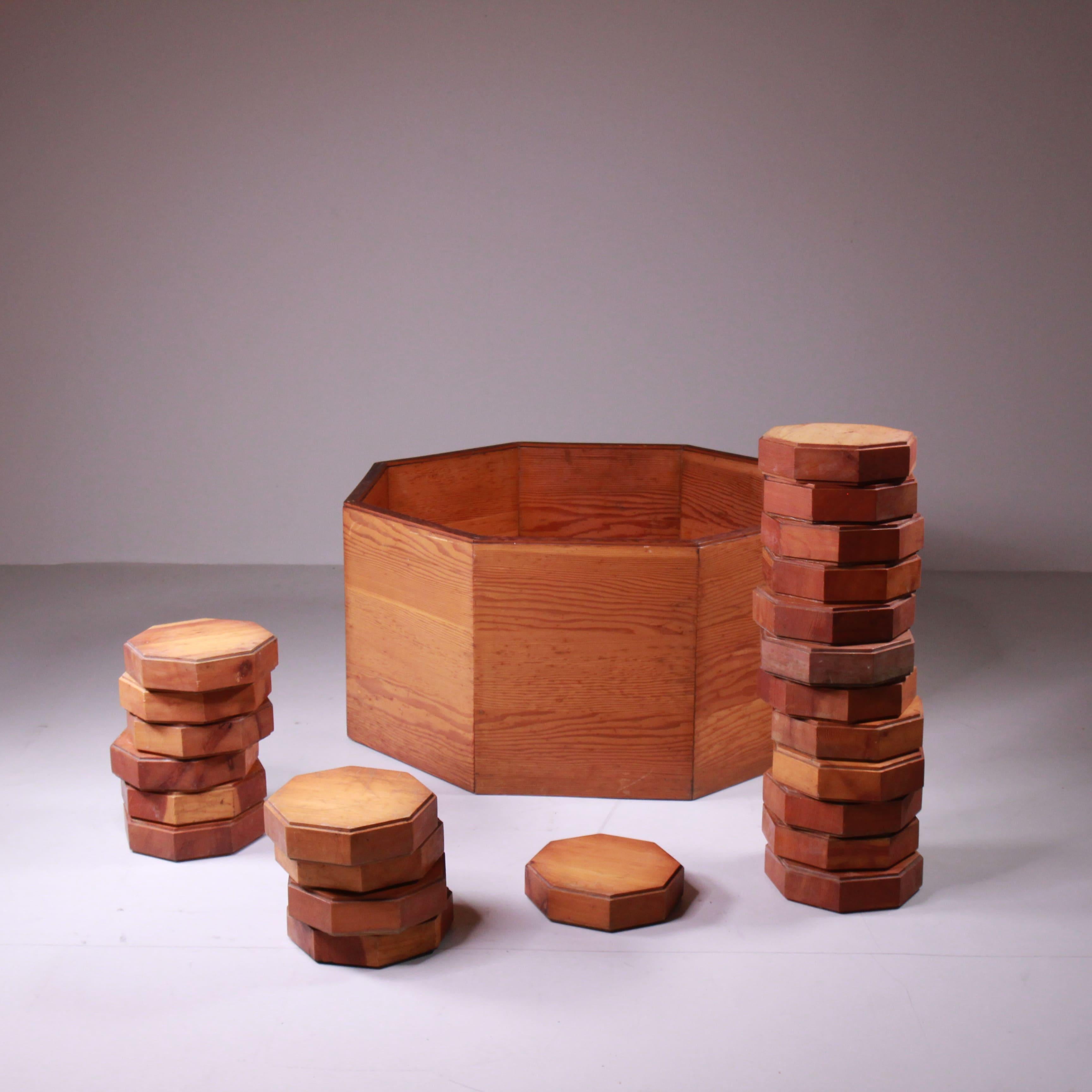 Italian Porte-plante octogonal en bois, 1960 en vente