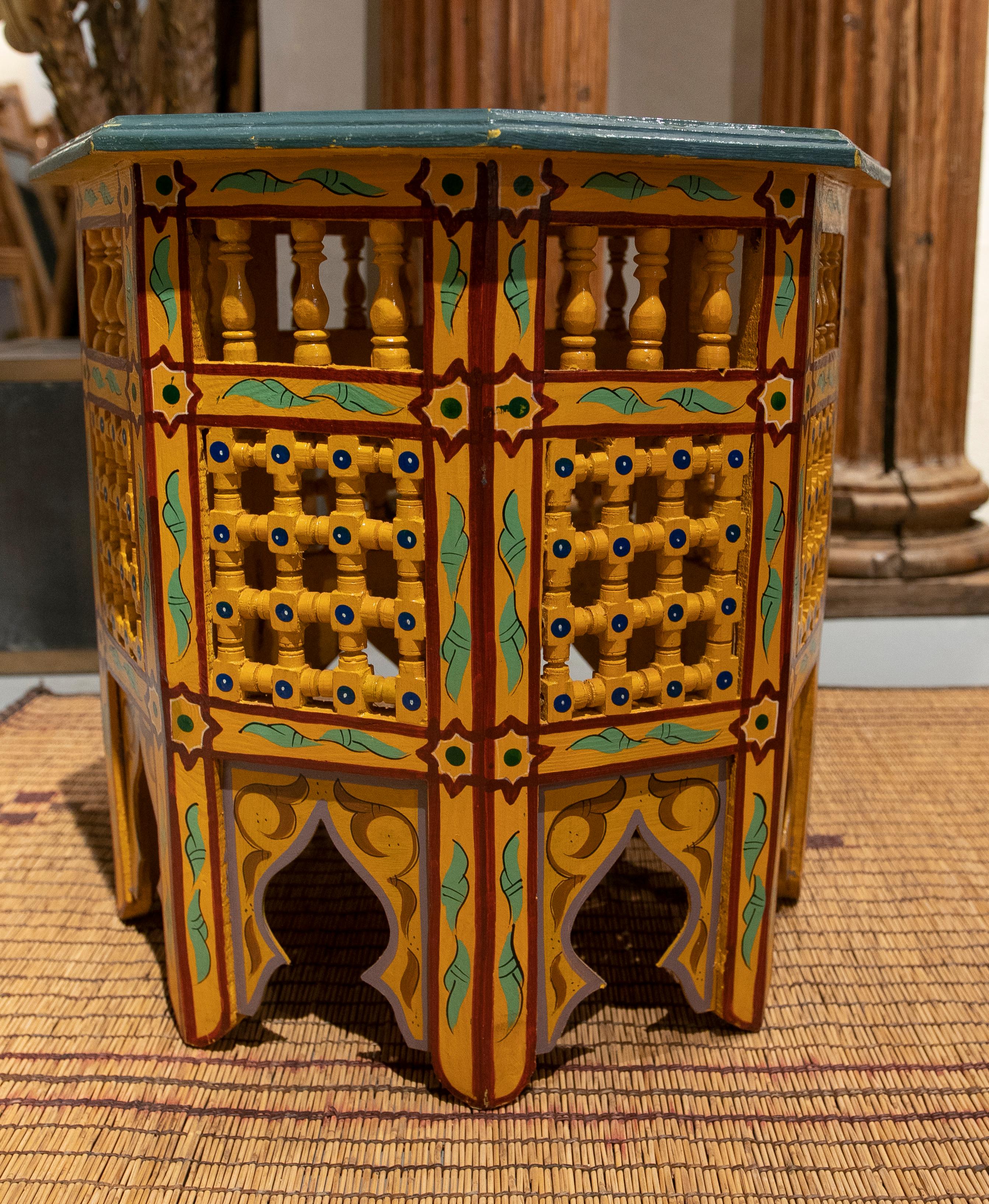 Octagonal wooden sidetable handpainted in yellow and green 12