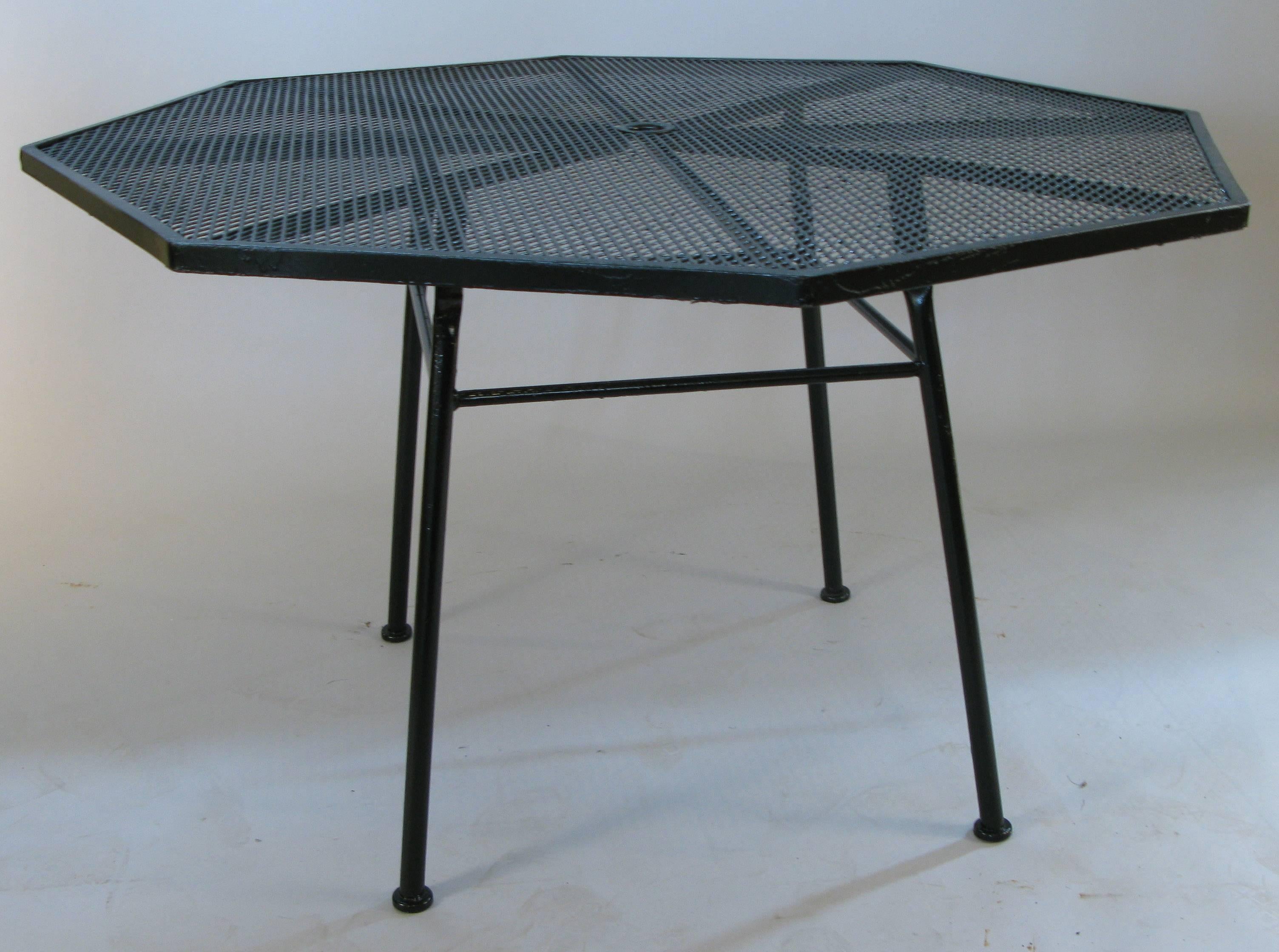 Octagonal Wrought Iron 'Sculptura' Dining Table by Russell Woodard In Good Condition In Hudson, NY
