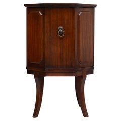 Achteckiger türkisförmiger Schrank, 1950er Jahre, England