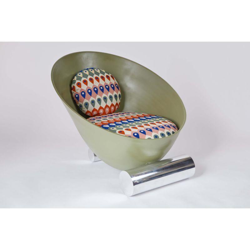 Octavia chair, green & multicolor by Laun (handmade in Los Angeles)
Dawn Collection
Dimensions: H.79 D.107 W.79 cm
Materials: brushed aluminum or painted fiberglass, polished aluminum feet, indoor/outdoor faabric

Also available: Octavia Chair