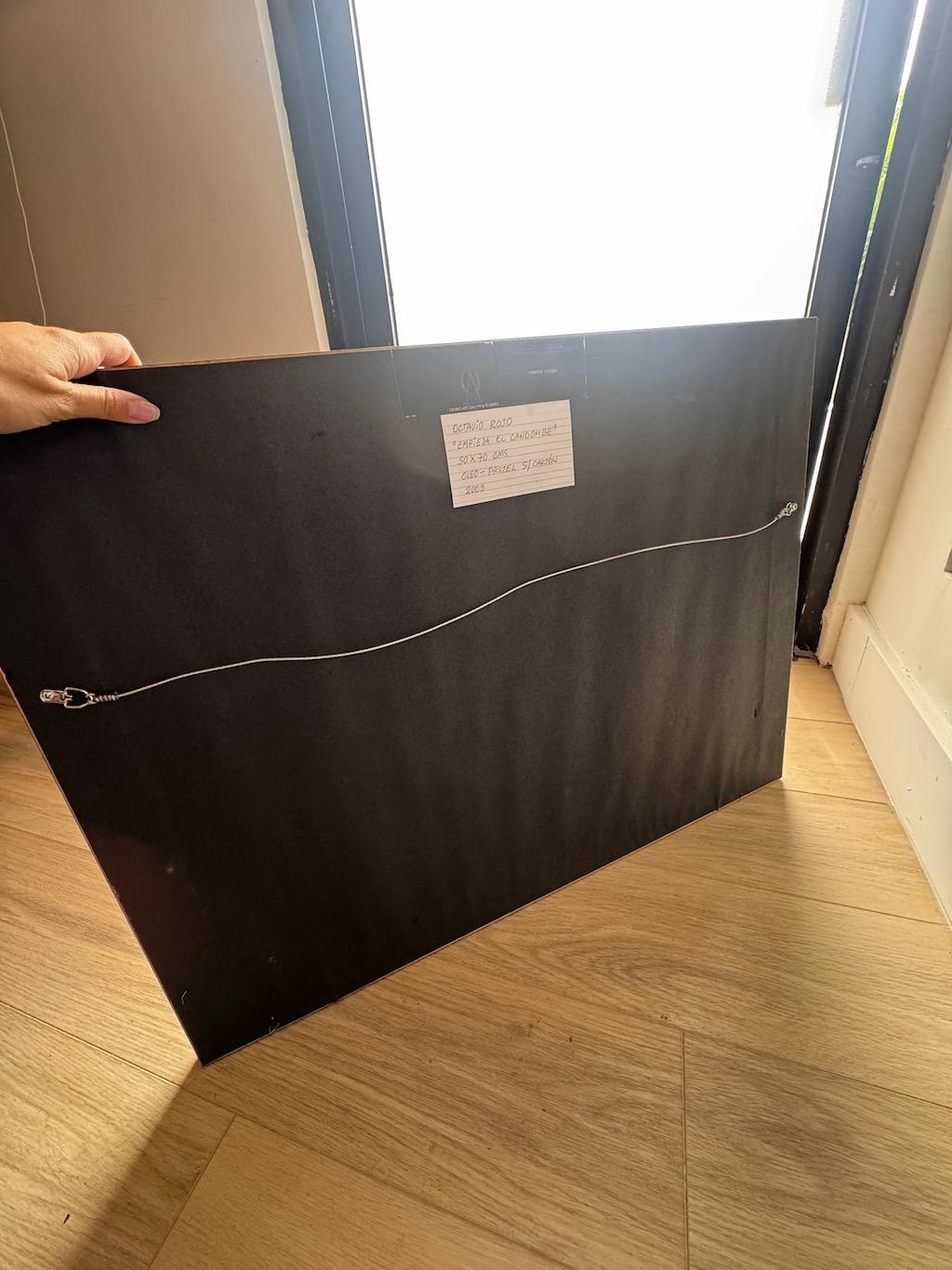 Empieza el Candombe est une peinture vibrante et dynamique de l'artiste acclamé Octavio Rojo, connu pour ses représentations expressives et colorées de la culture latino-américaine. Cette pièce saisissante capture l'énergie rythmique et l'esprit du