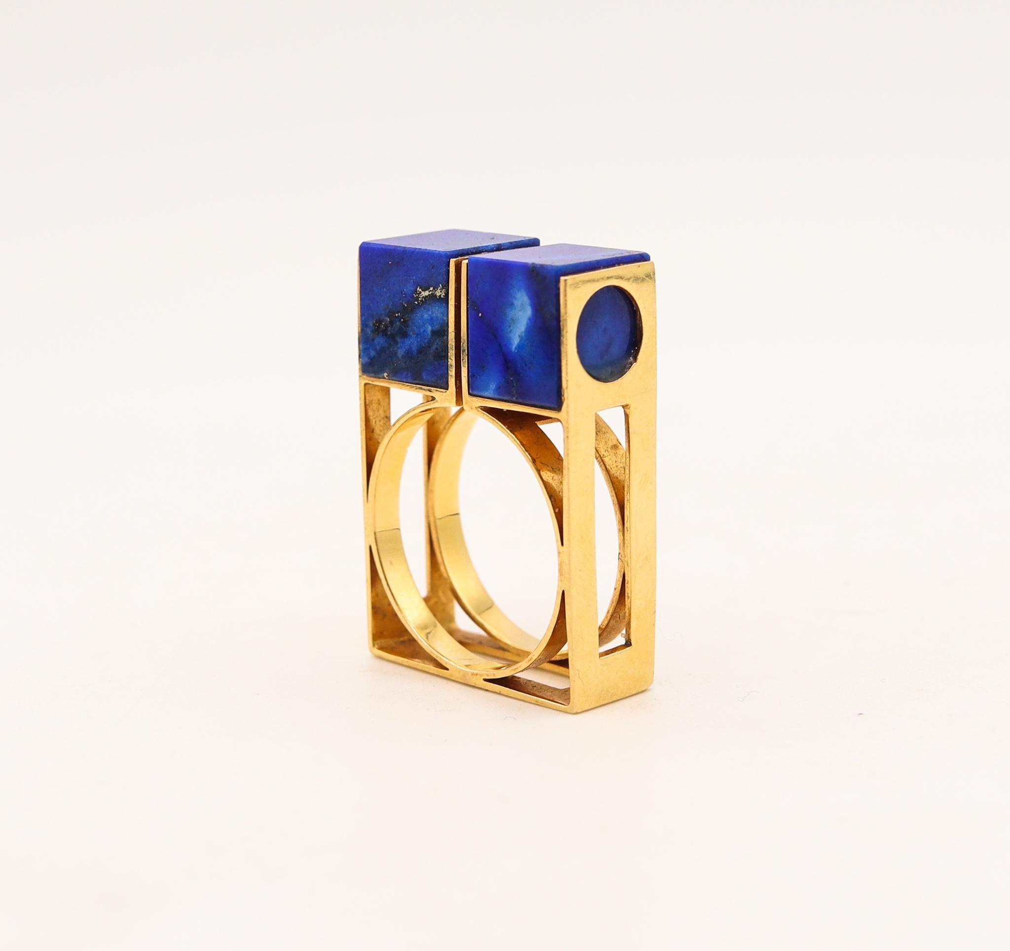 Cabochon Octavio Sarda Palau 1970 Barcelona Geometric Ring in 18Kt Gold and Lapis Lazuli