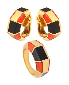 Boucles d'oreilles modernistes espagnoles OCTAVIO SARDA serties en or 18 carats avec corail et onyx