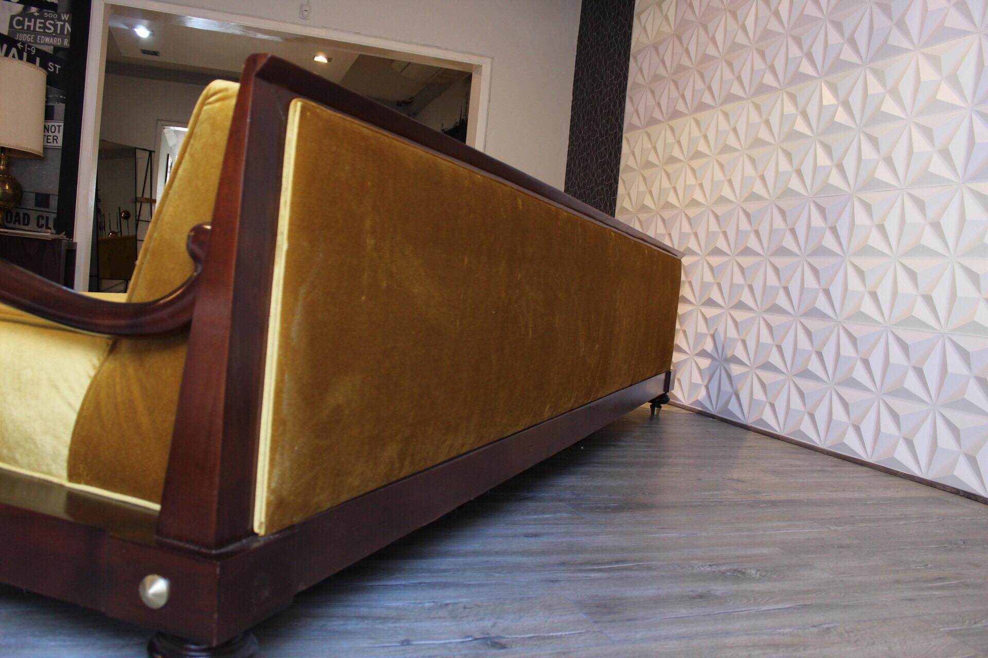 Octavio Vidales Sofa 2