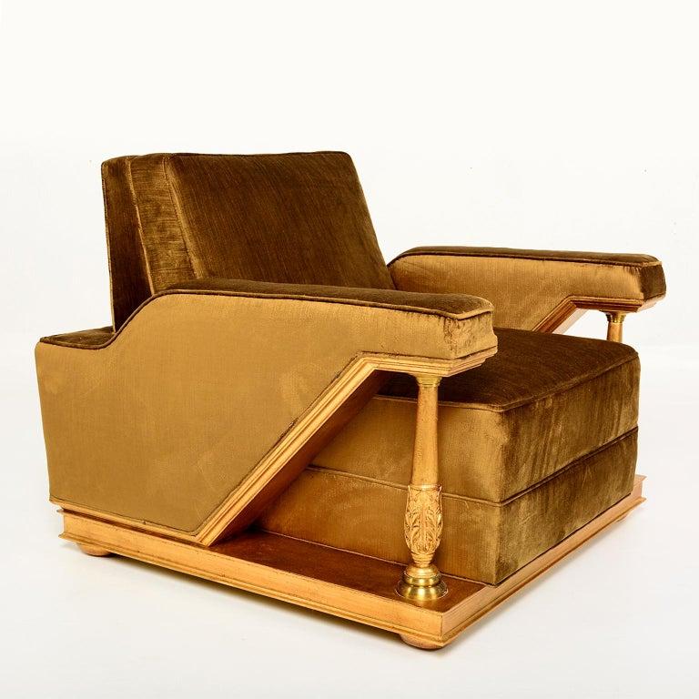 Stately armchairs
Chairs designed by OCTAVIO VIDALES for MUEBLES JOHRVY. Designed in solid Mahogany, brass, bronze, velvet and gold leaf.
Fabulous Modernism from Mexico 1950s
Maker label present.
Mahogany wood frame finished in gold leaf with