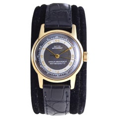 Octo 14 Karat Solid Gold Art Deco Watch with Original Dial, circa 1950s