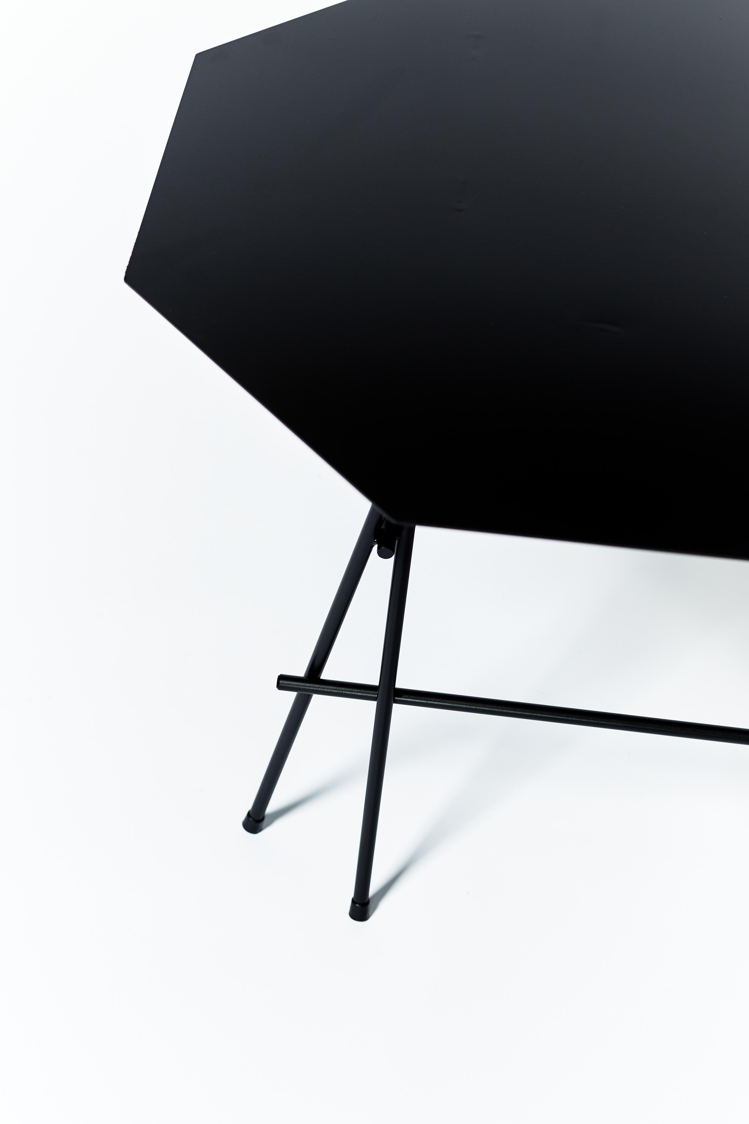 Octo Side Table by Estúdio Few In New Condition For Sale In Mesquita, BR