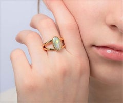 Natürlicher unbehandelter australischer 2,05 Karat Boulder-Opal-Ring aus 18k Gelbgold