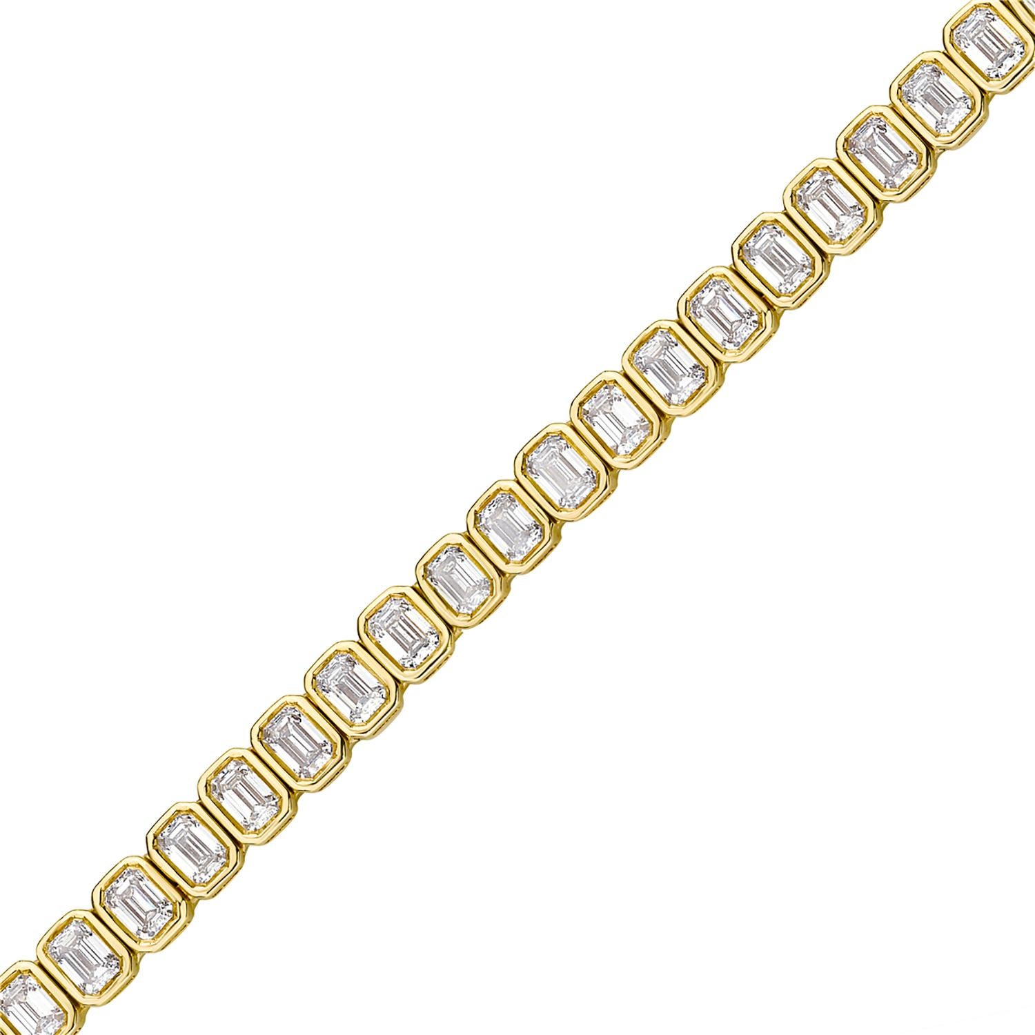 Octogen Shaped Diamonds Tennis Bracelet Made in 14k Yellow Gold In New Condition In New York, NY