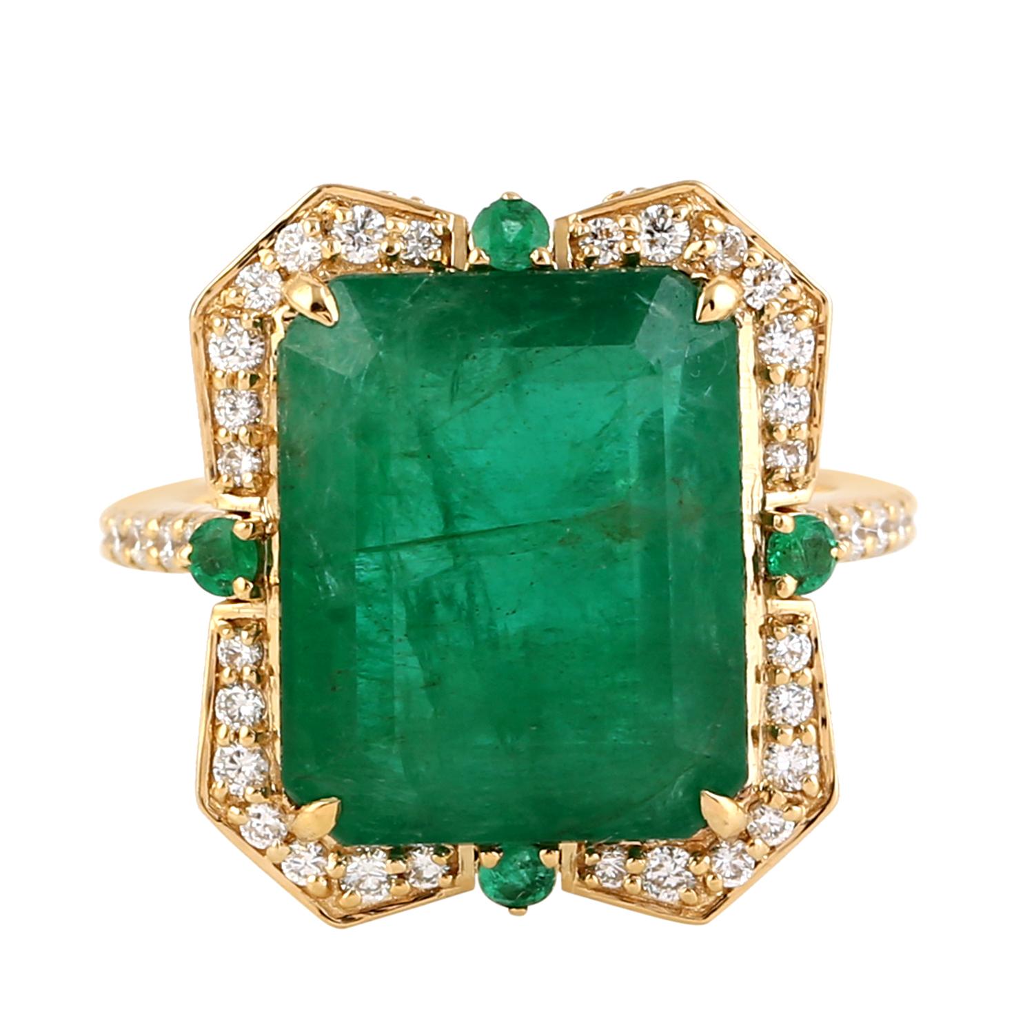 Achteckiger sambischer Smaragd-Cocktailring mit Pavé-Diamant um die Kante (Gemischter Schliff)