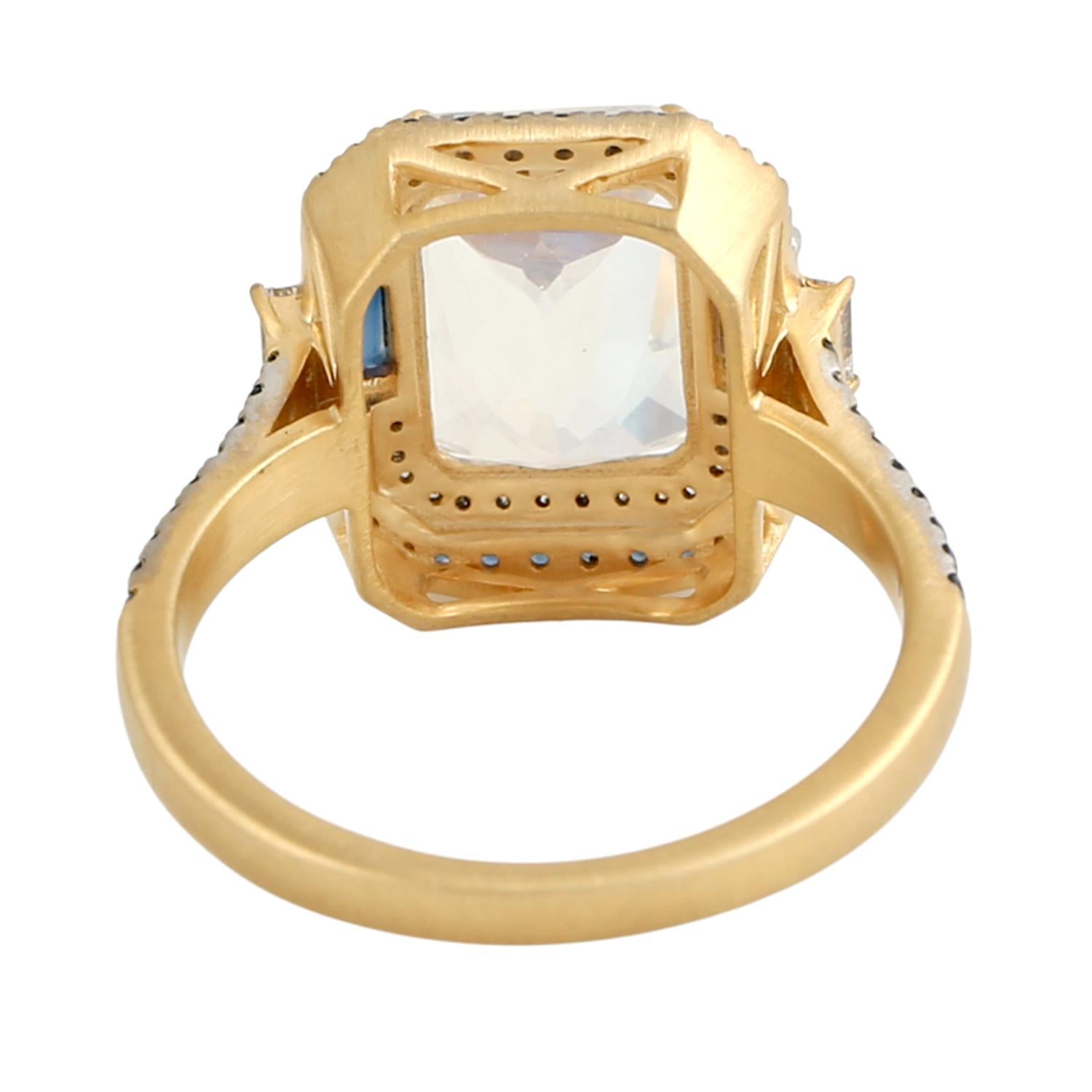 Taglio misto Octogen Shaped Moonstone Ring Accented With Blue sapphire & Diamonds In 14k Gold in vendita
