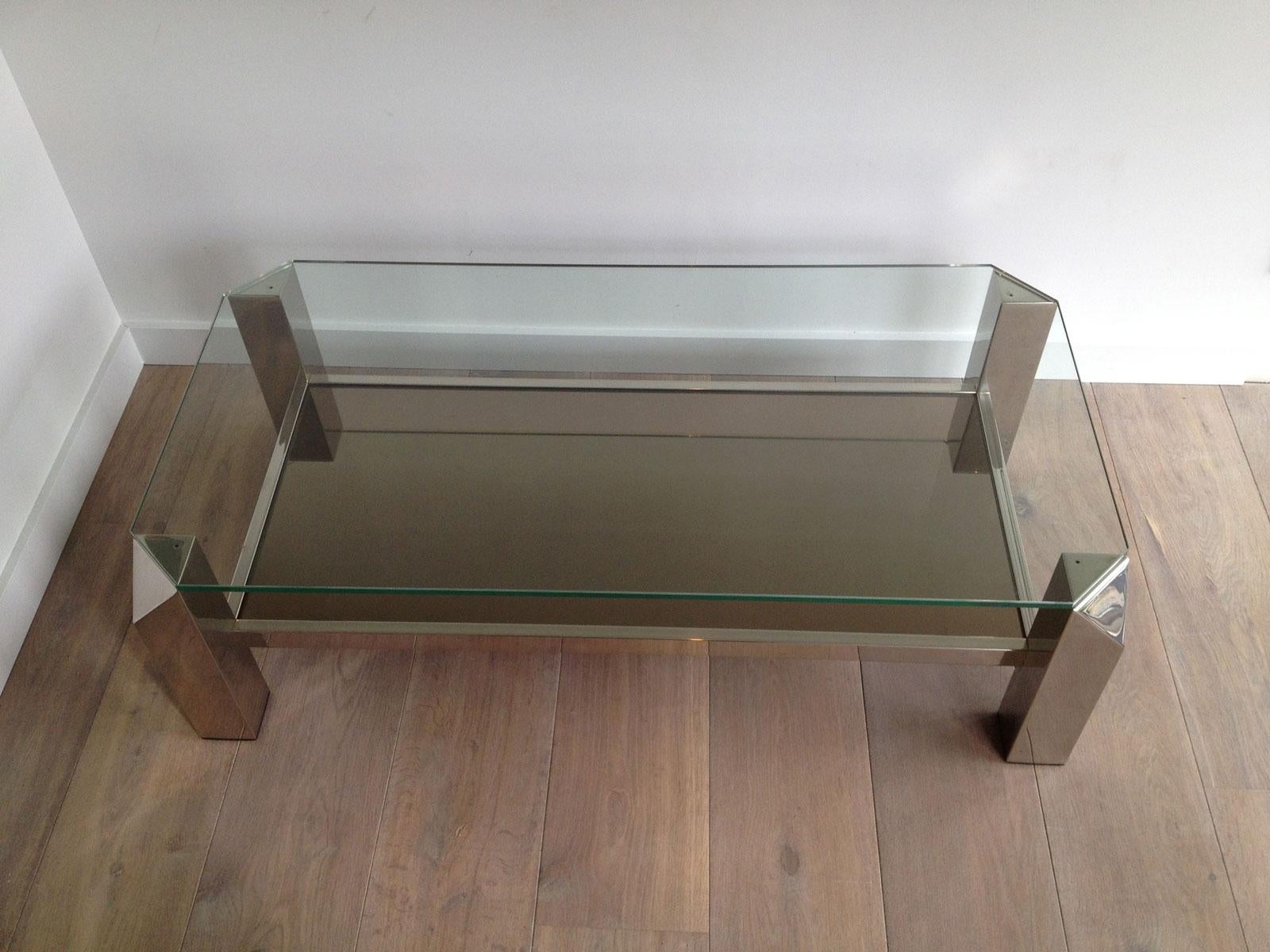 Verre Table basse chromée de conception octogonale avec verre transparent et étagères en miroir, œuvre française en vente