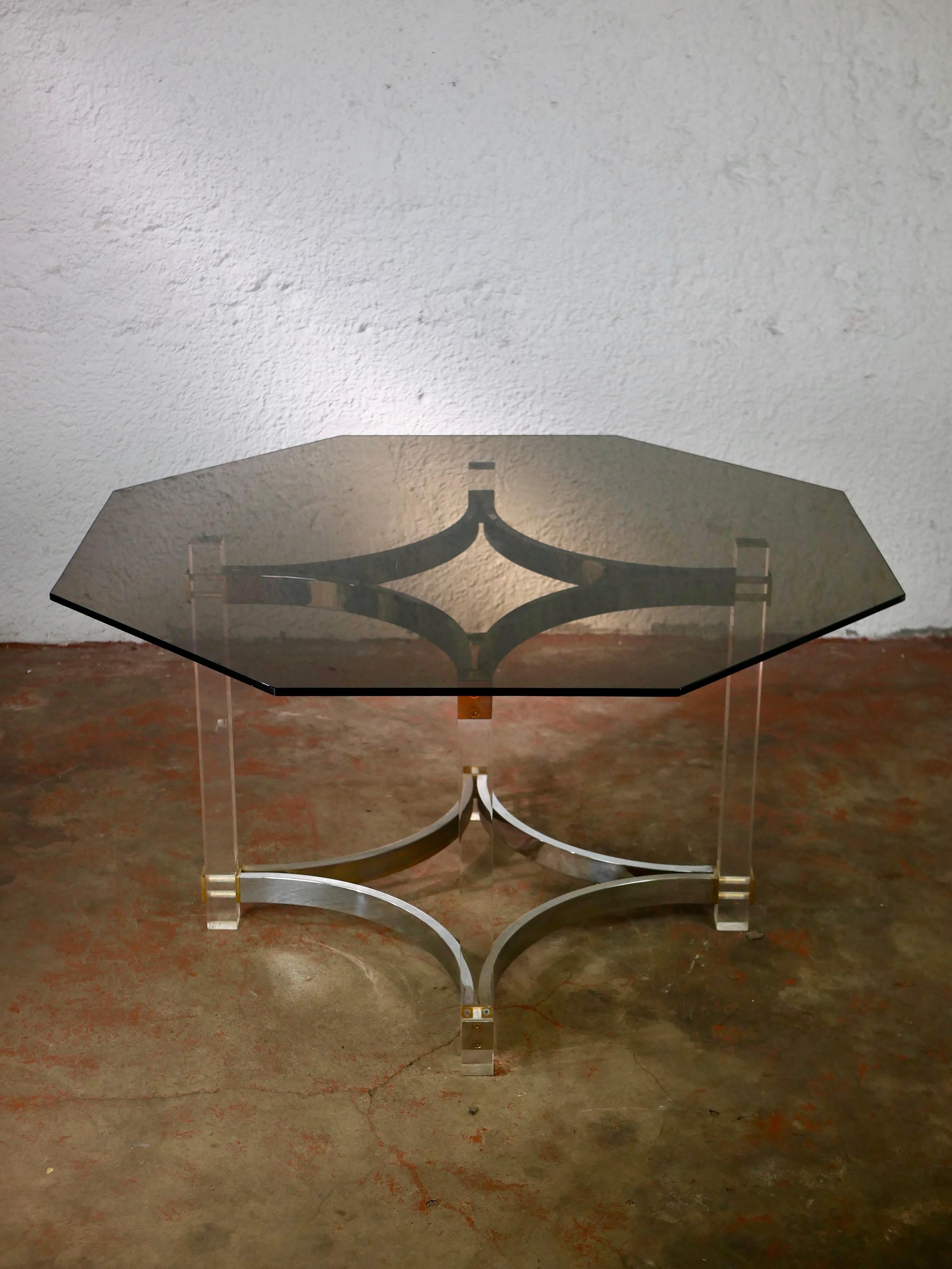 Octogonal dining table in lucite, glass and brass by Alessandro Albrizzi, 1970s 9