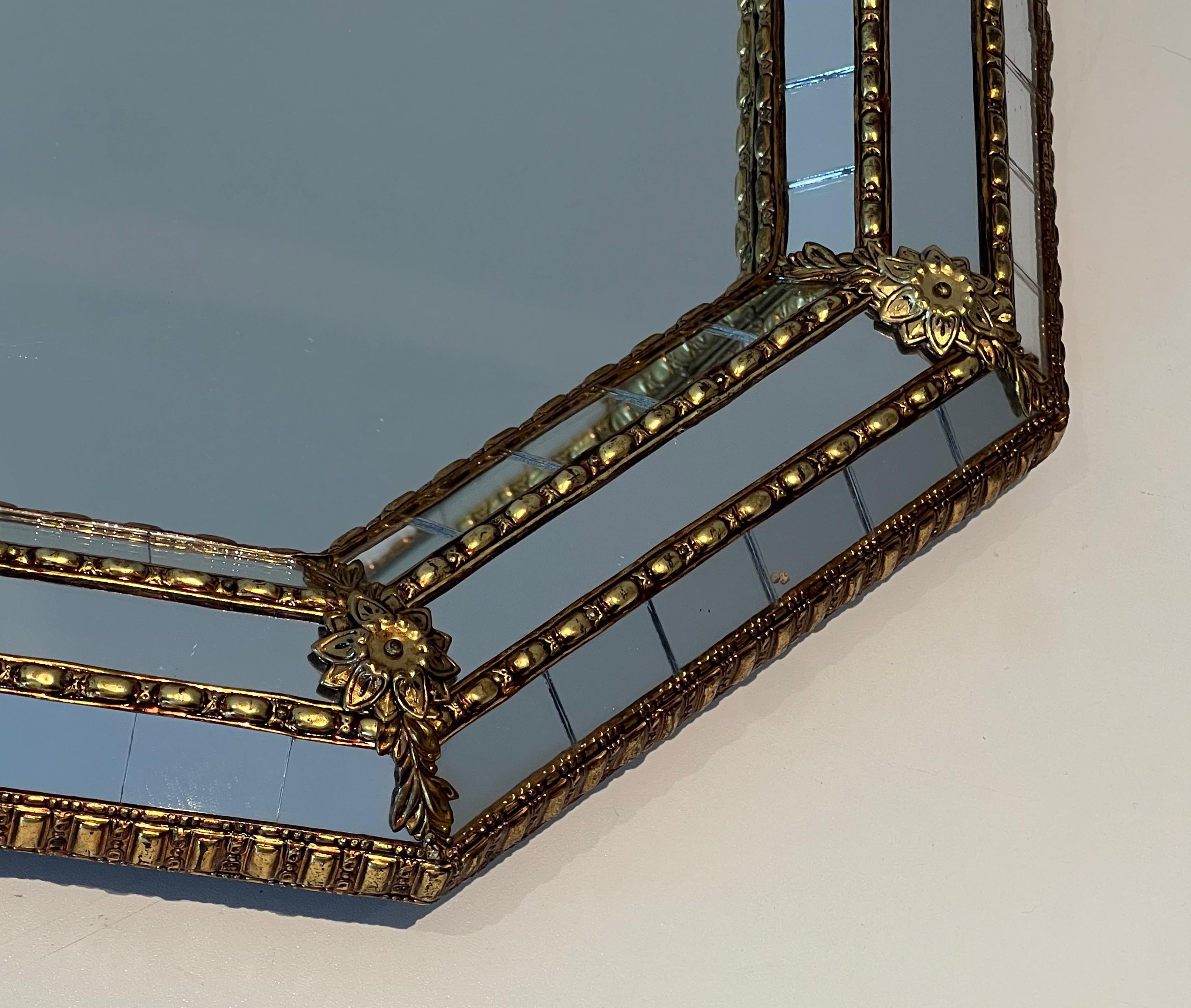 Octogonal Multi-Facets Mirror with Brass Garlands For Sale 13