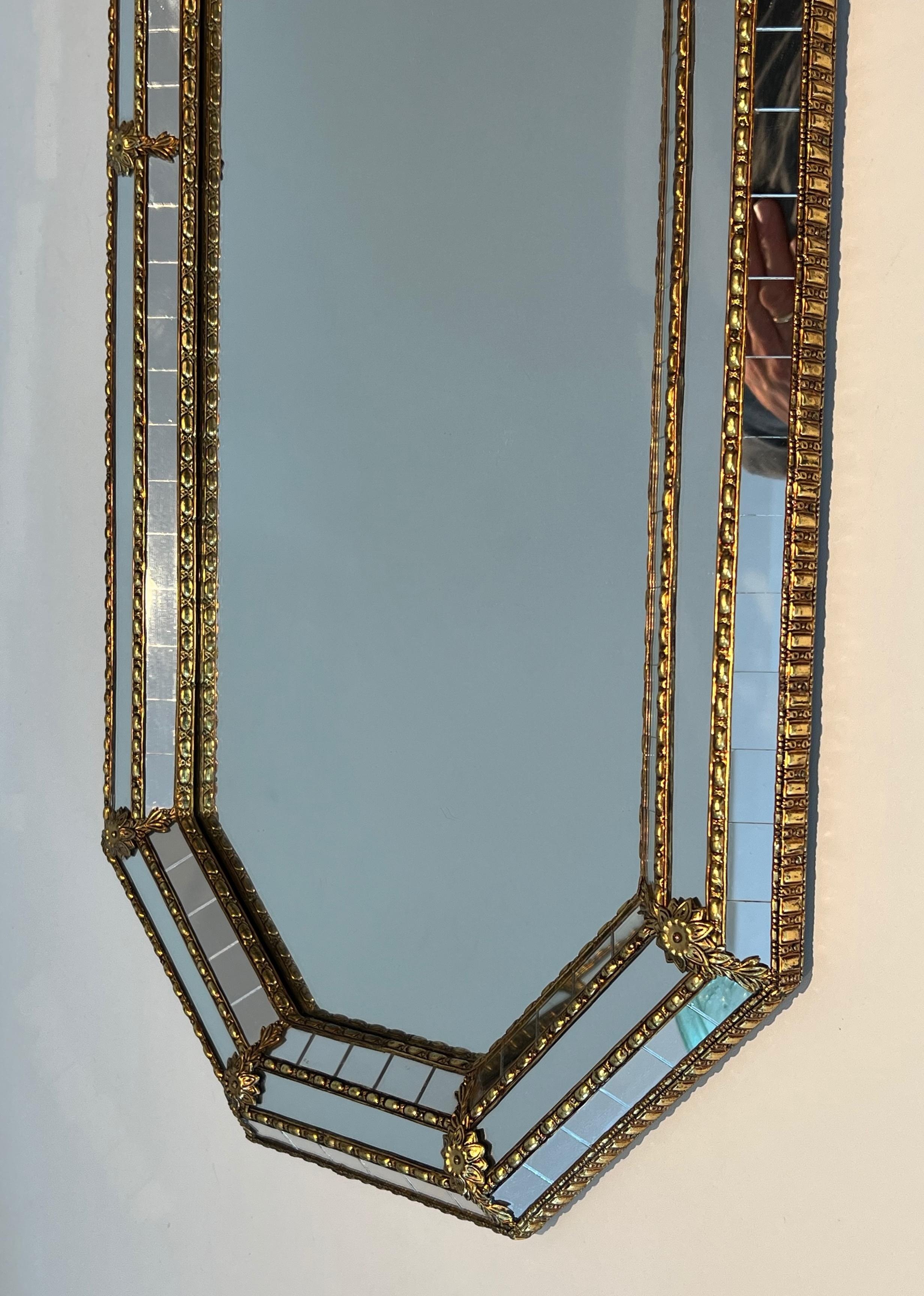 Octogonal Multi-Facets Mirror with Brass Garlands For Sale 3