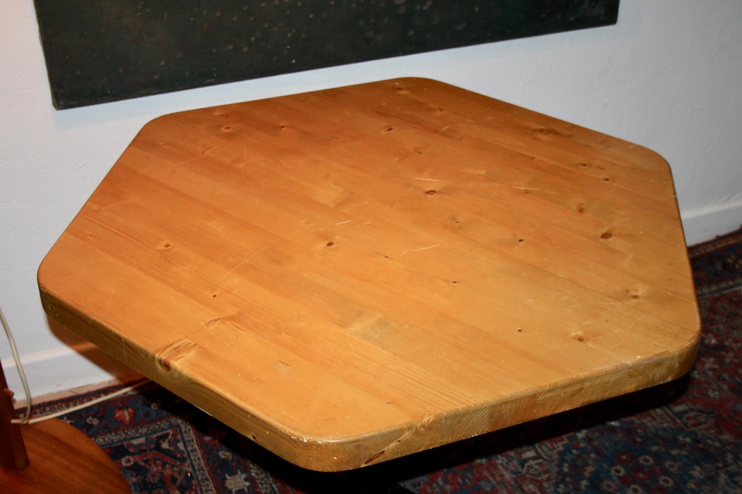 Octogonal Table by Charlotte Perriand for 'Les Arcs', France, 1960s For Sale 4