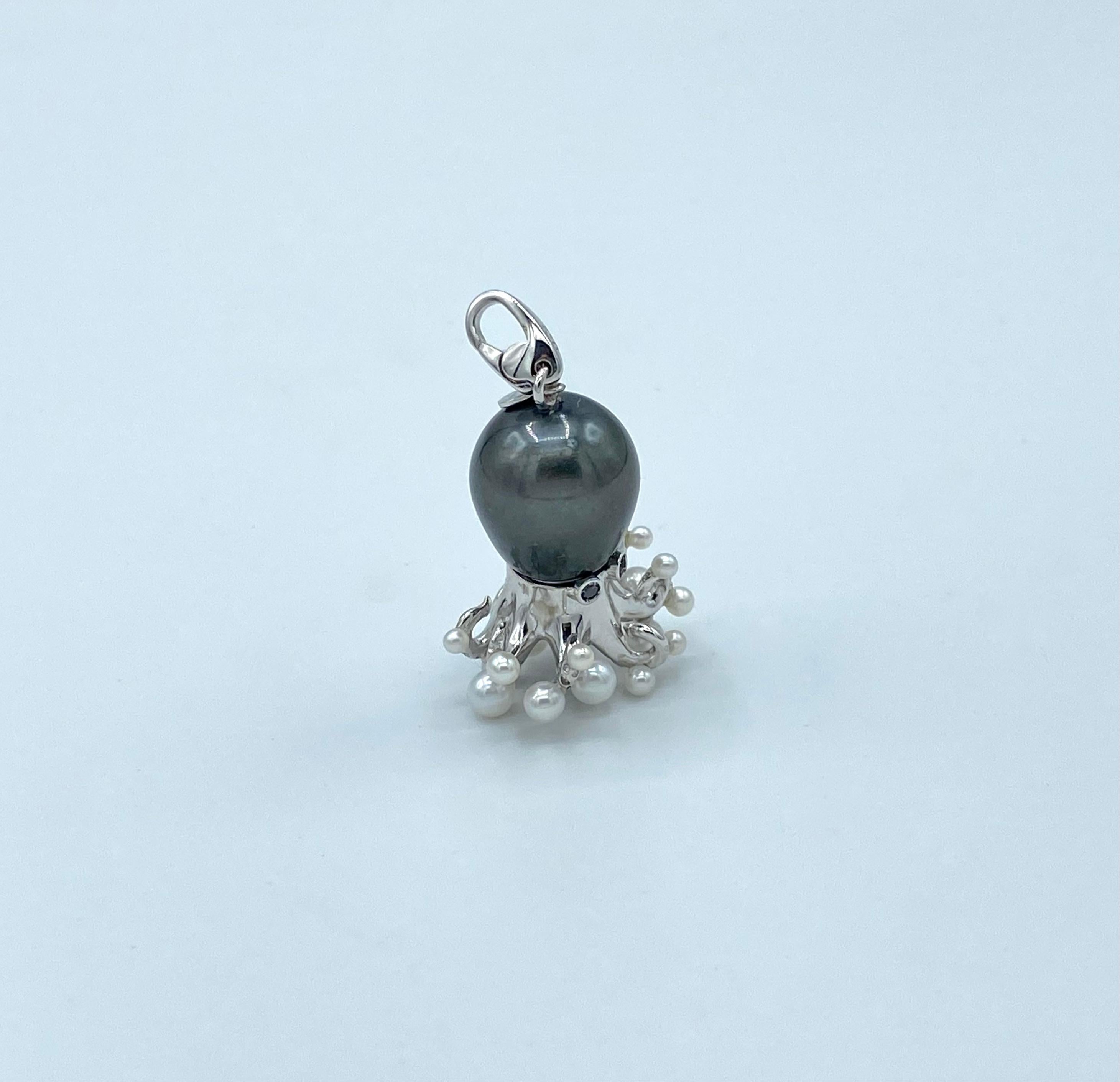Round Cut Octopus Black Diamond White 18kt Gold Tahitian Pearl Pendant/Necklace and Charm