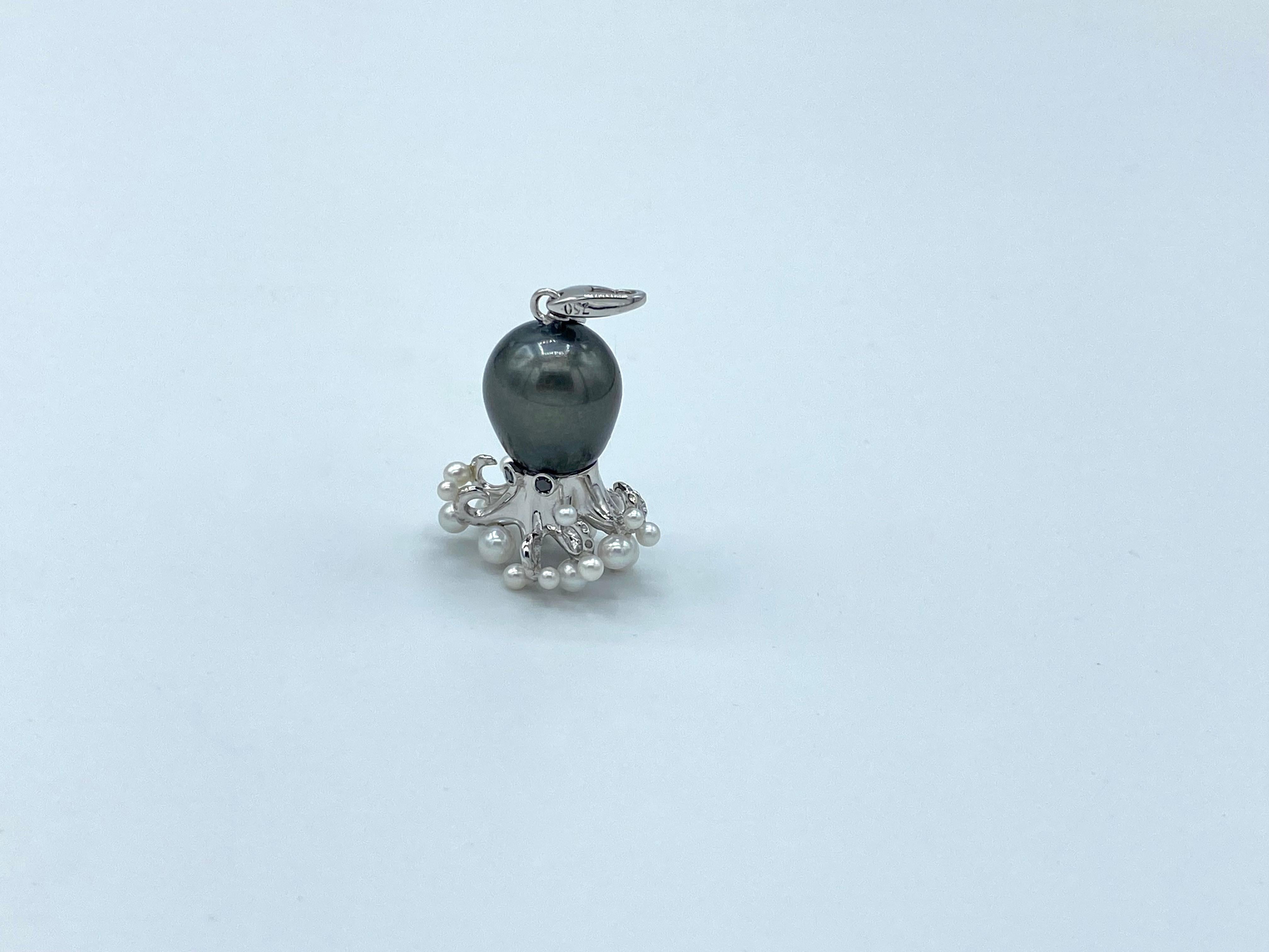 Octopus Black Diamond White 18kt Gold Tahitian Pearl Pendant/Necklace and Charm In New Condition In Bussolengo, Verona