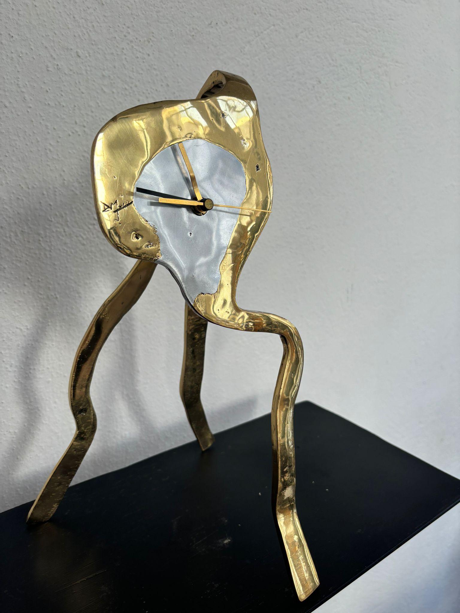 Aluminium Horloge Octopus D005 fabriquée à la main en laiton moulé et aluminium en vente