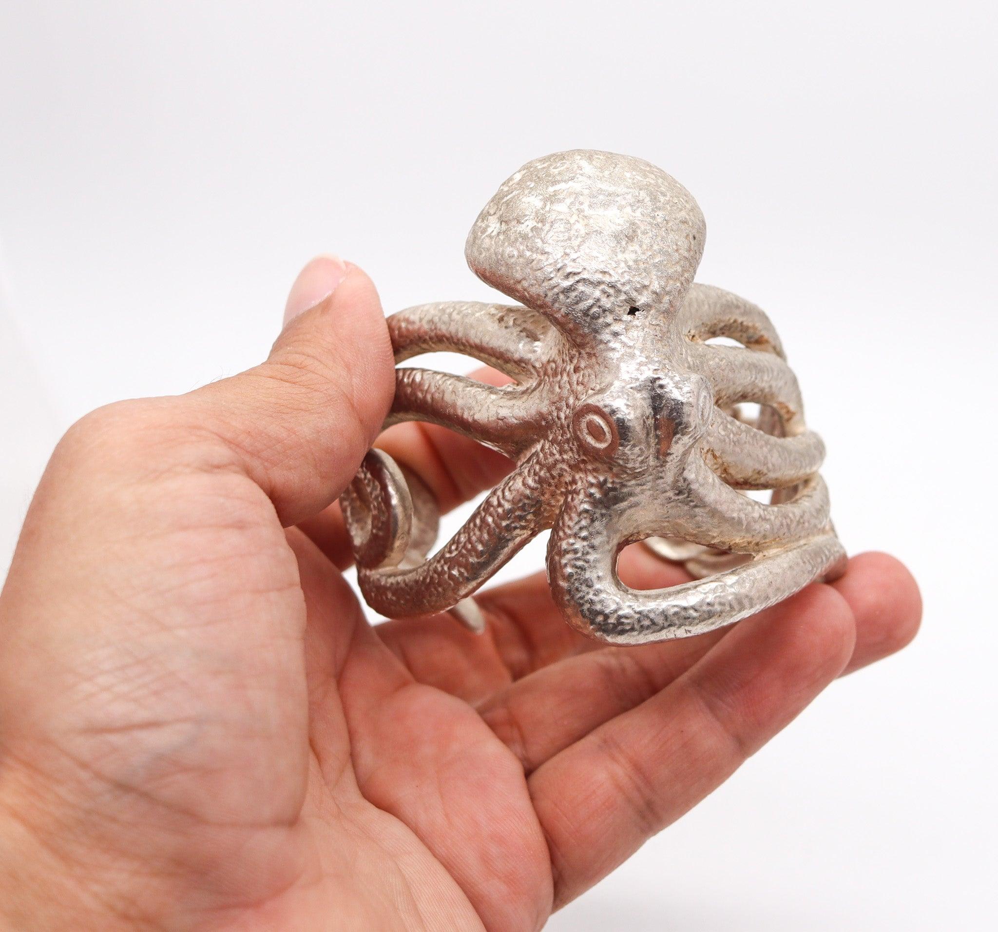 Donna OCTOPUS Bracciale scultoreo italiano in argento massiccio .925 in vendita
