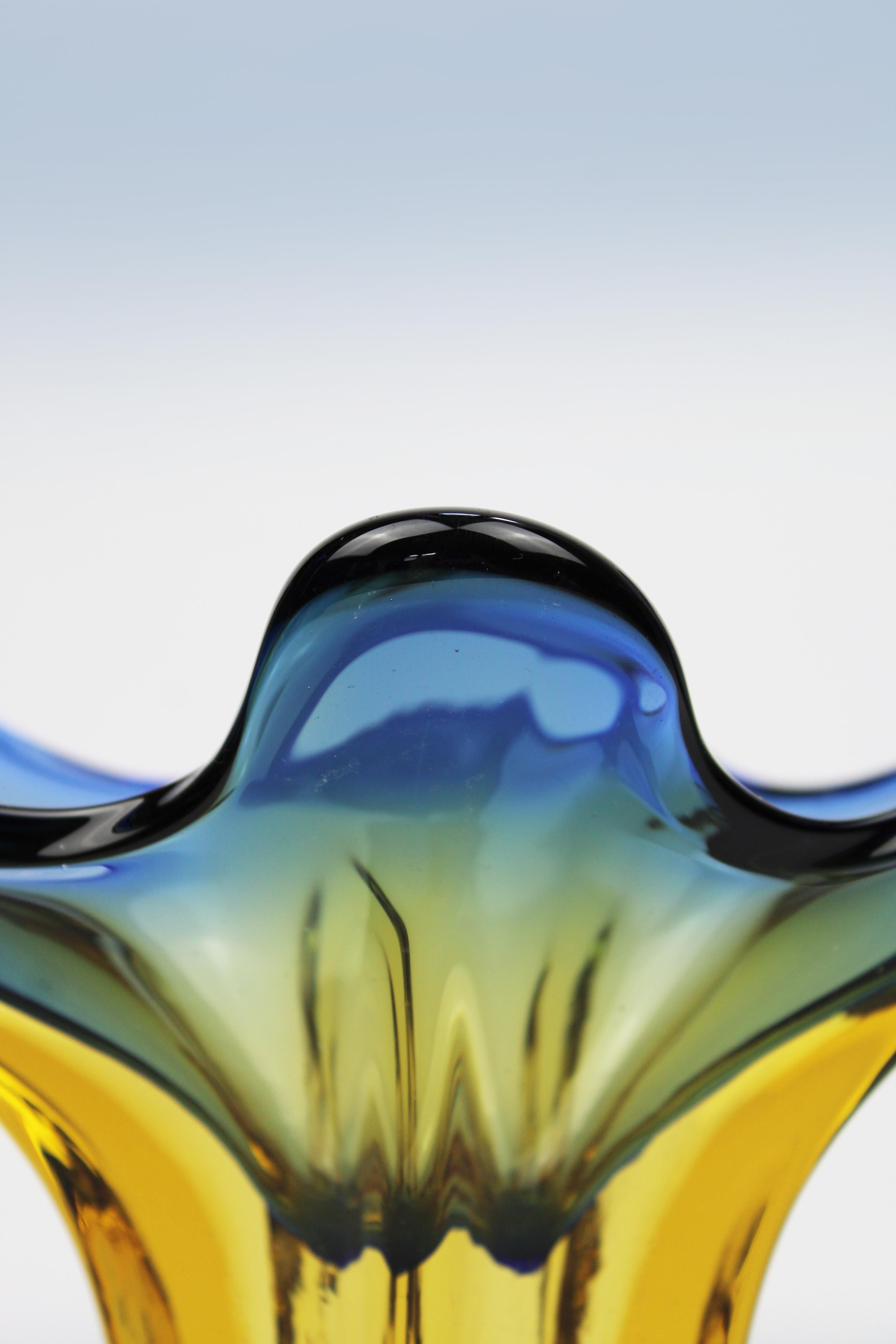 Hand-Crafted Octopus Murano Bowl Organic Blue Orange 20th Century Italy For Sale