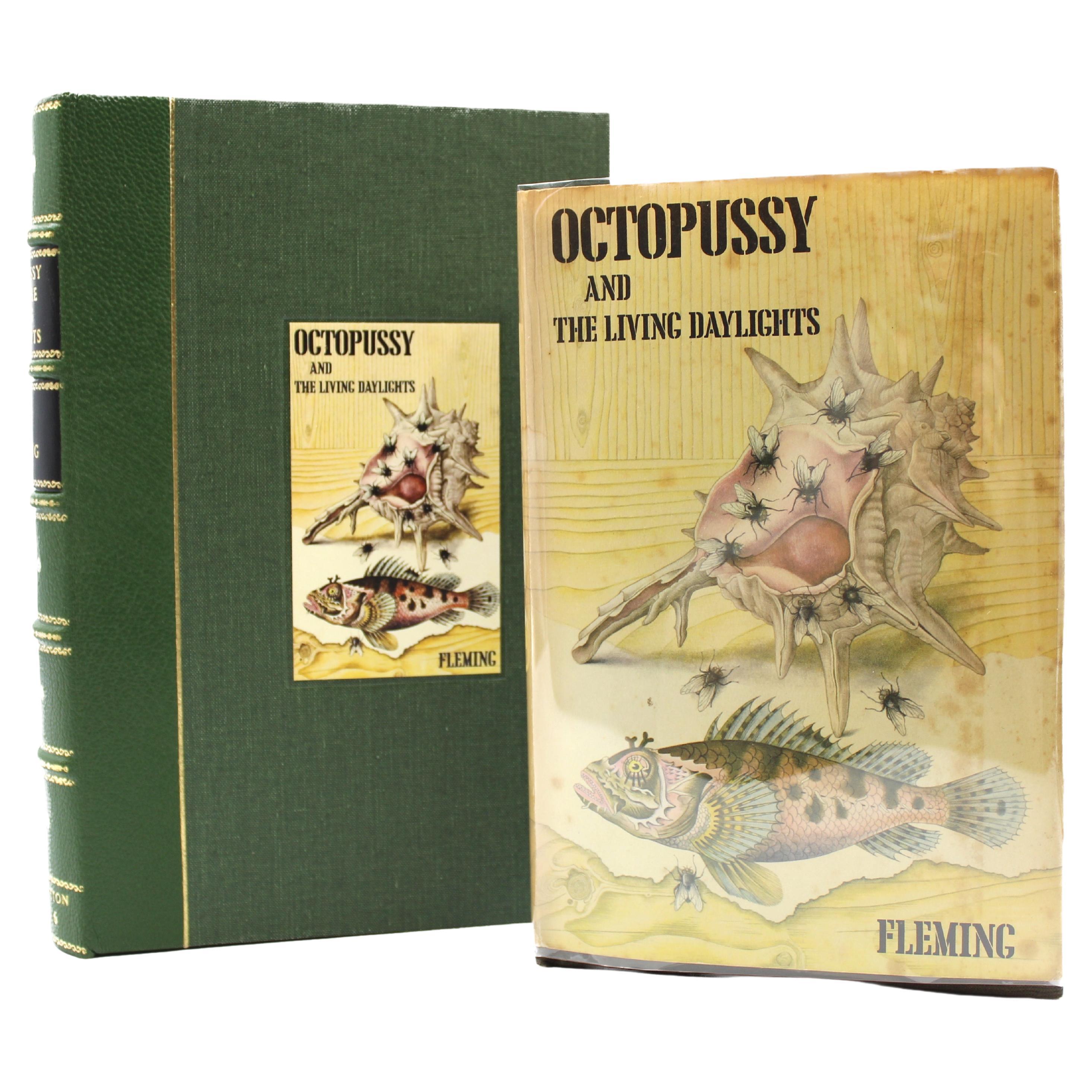 Octopussy and the Living Daylights de Ian Fleming, première édition, 1966 en vente