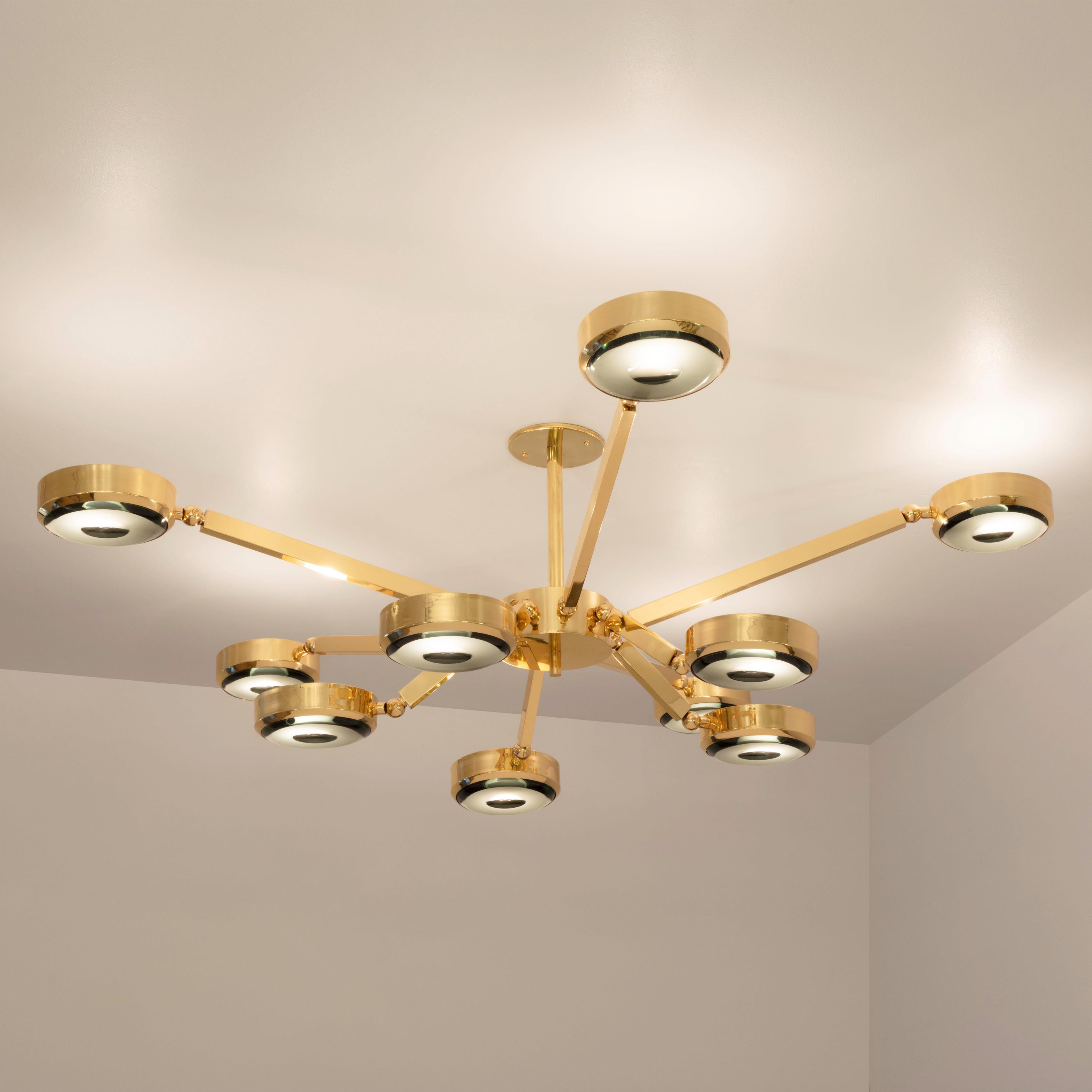 Moderne Oculus Articulating Ceiling Light - Finition en laiton poli et verre sculpté en vente