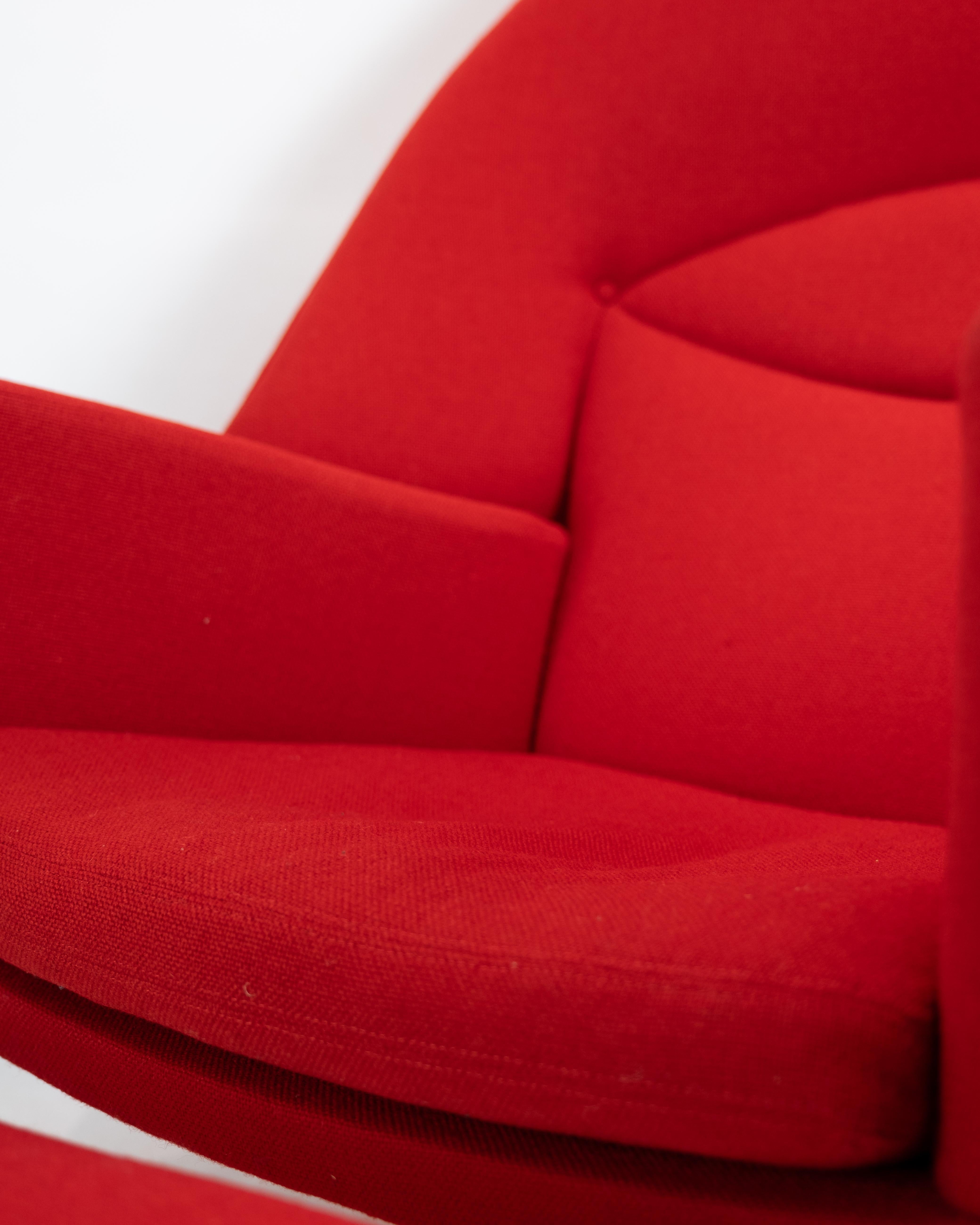 Scandinavian Modern Oculus Chair in Red Hallingdal Fabric Designed By Hans J. Wegner 