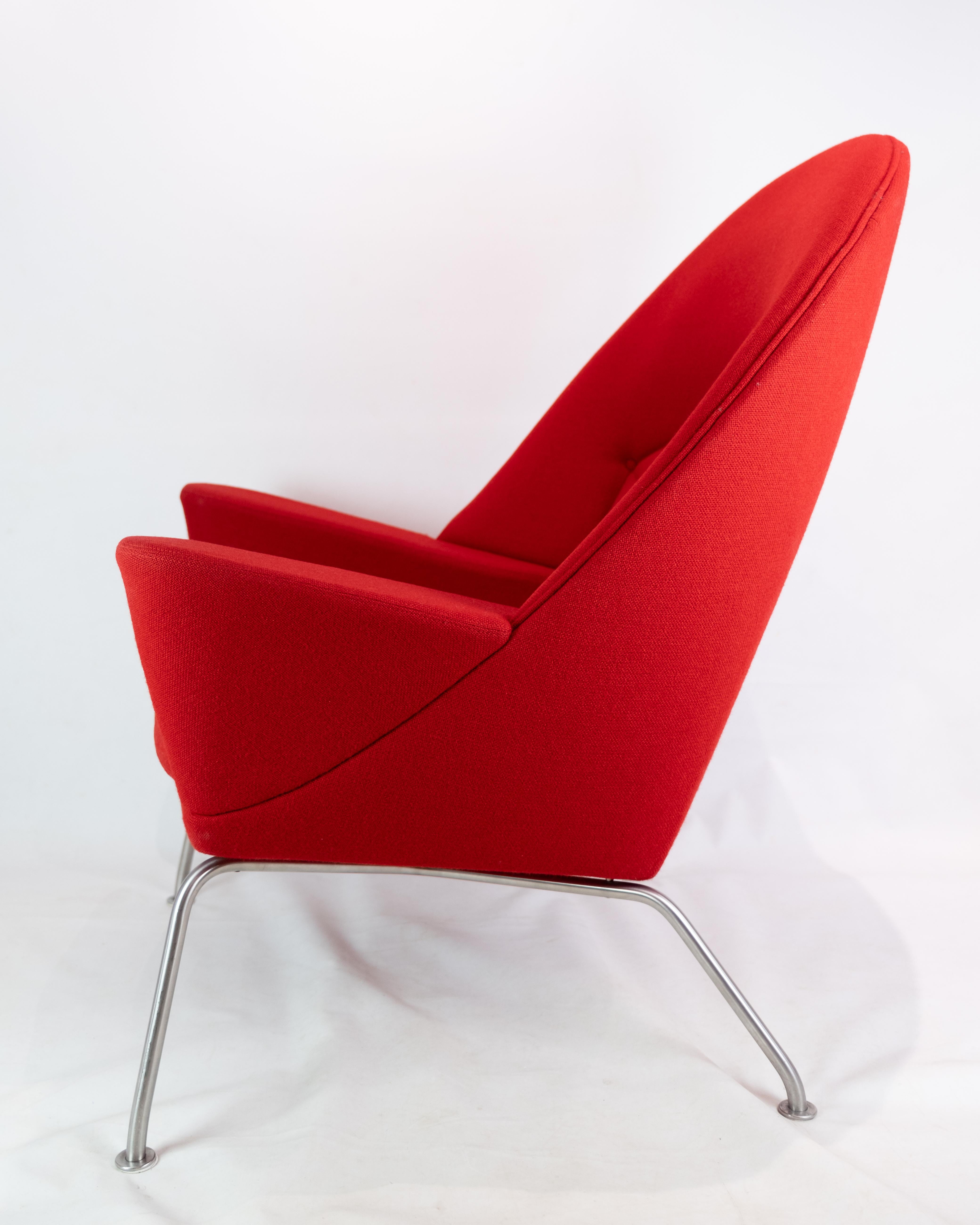 Oculus Chair in Red Hallingdal Fabric Designed By Hans J. Wegner  In Good Condition In Lejre, DK